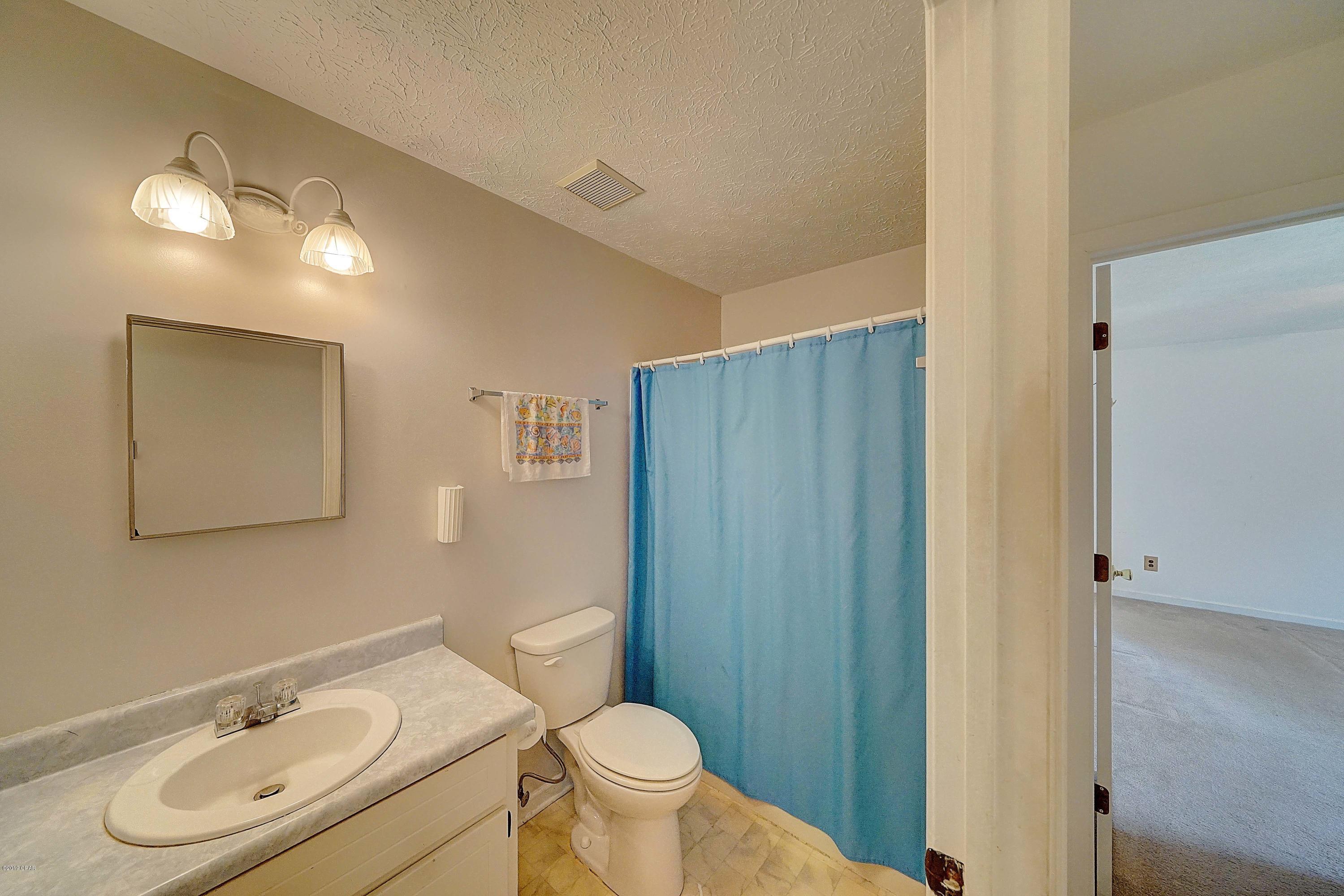 Shadow Bay Unt 3 & 4 - Residential