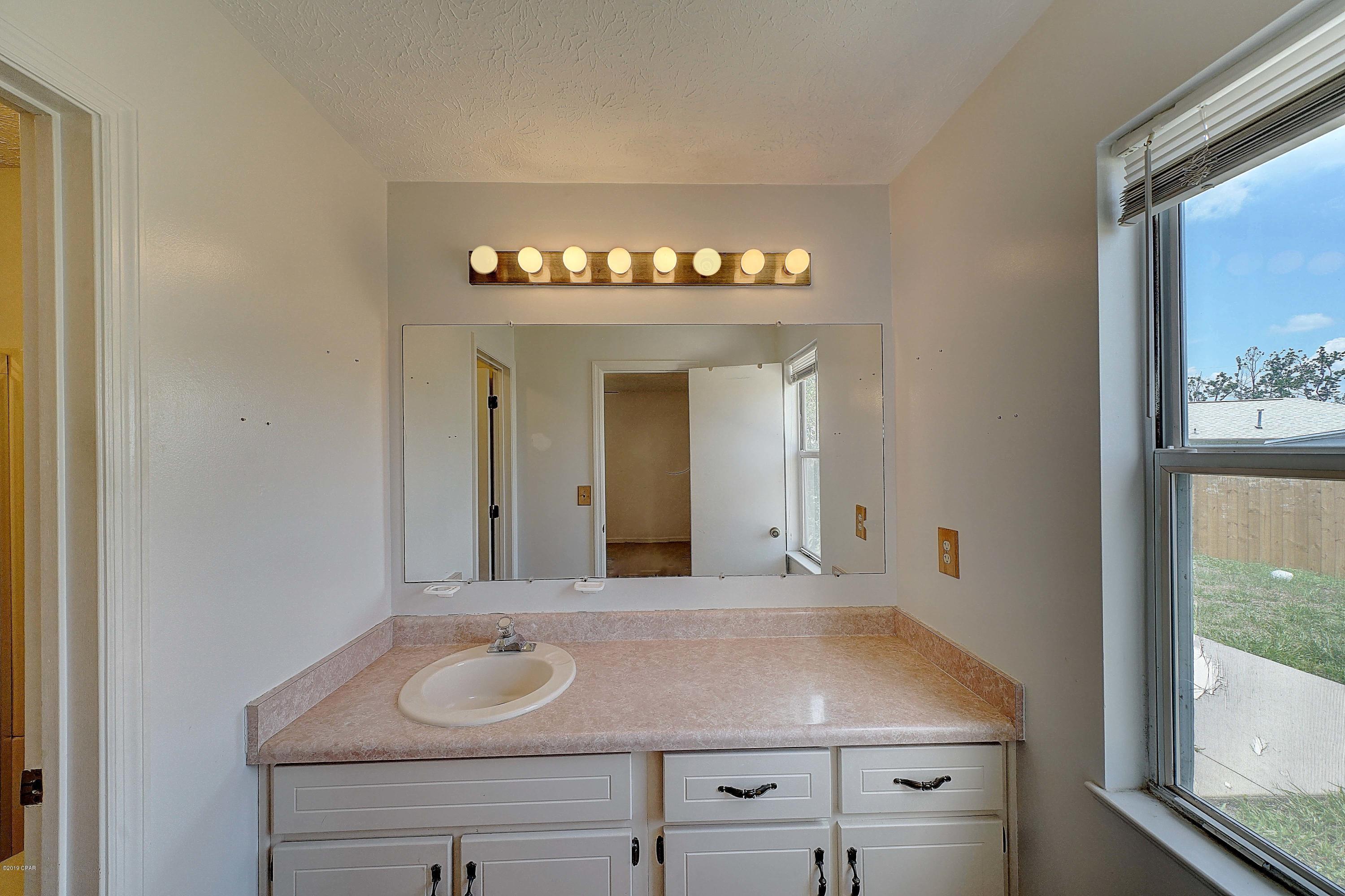 Shadow Bay Unt 3 & 4 - Residential