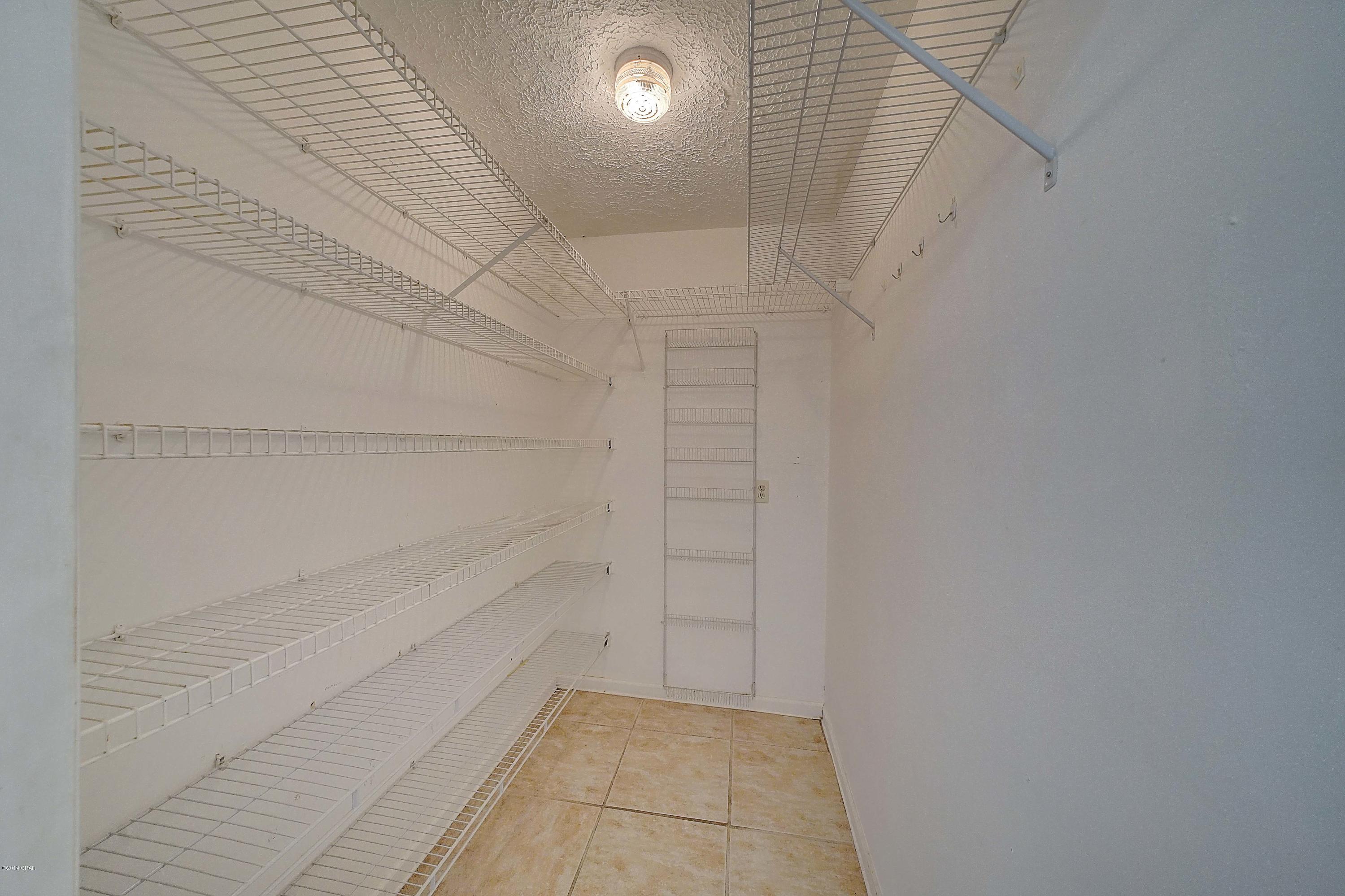 Shadow Bay Unt 3 & 4 - Residential