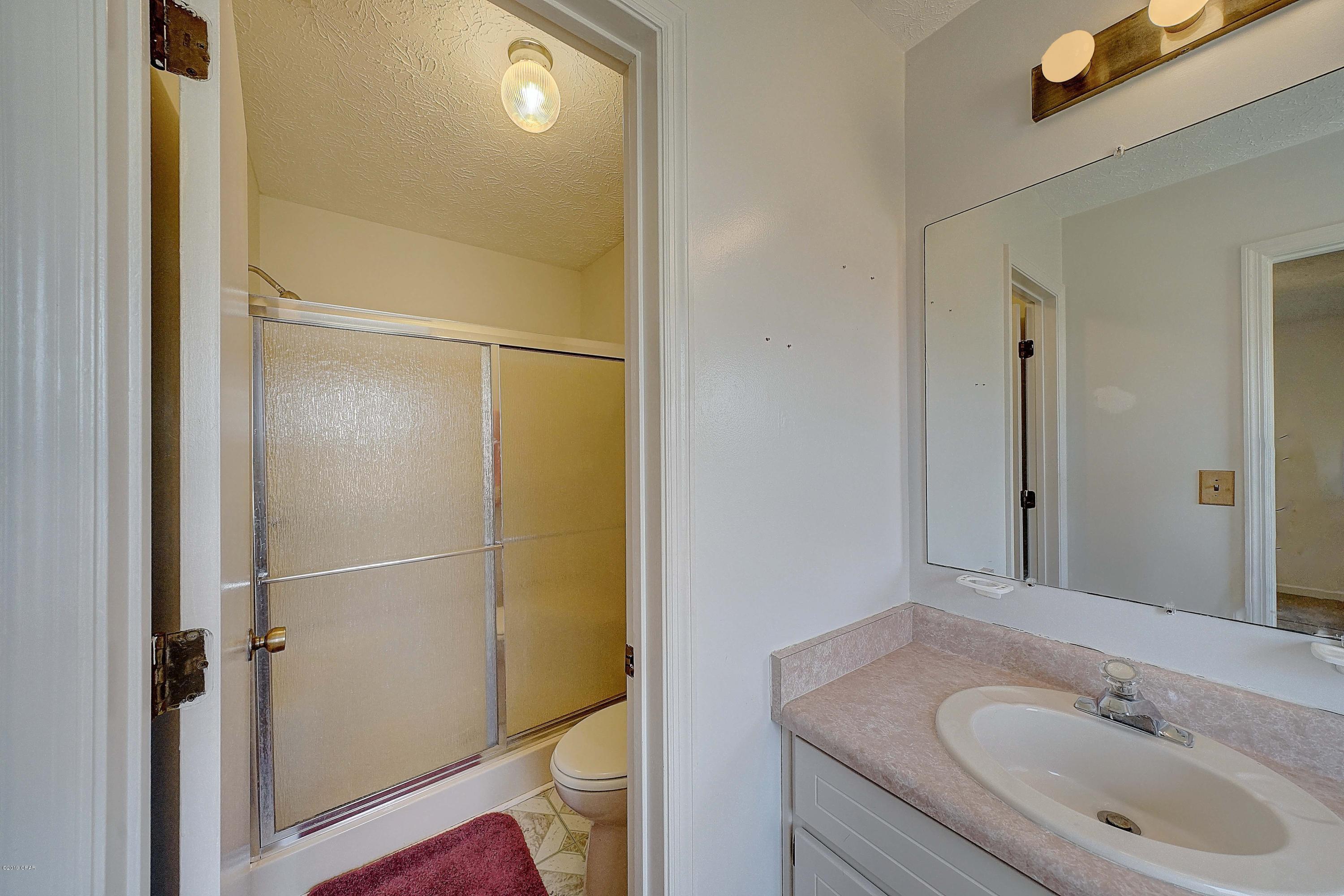 Shadow Bay Unt 3 & 4 - Residential