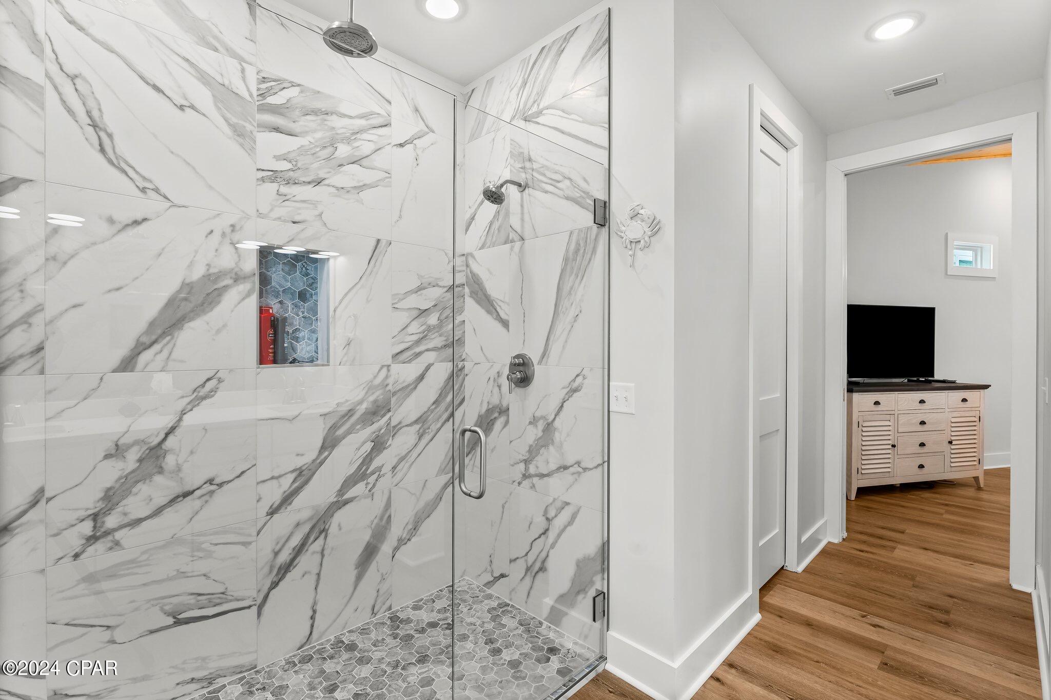 Venture Out Travel Trail - Residential