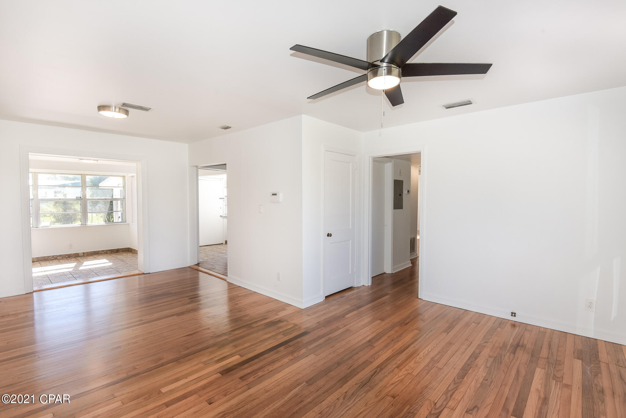 [No Recorded Subdiv] - Residential Lease