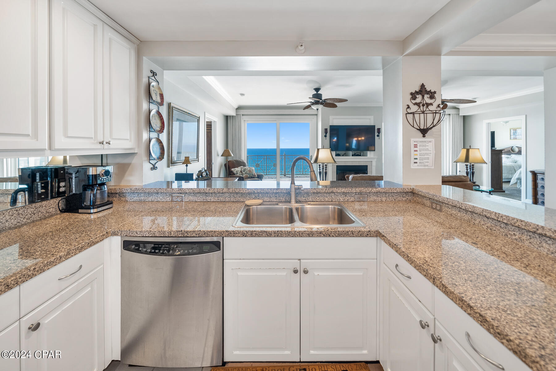 En Soleil Condo - Residential