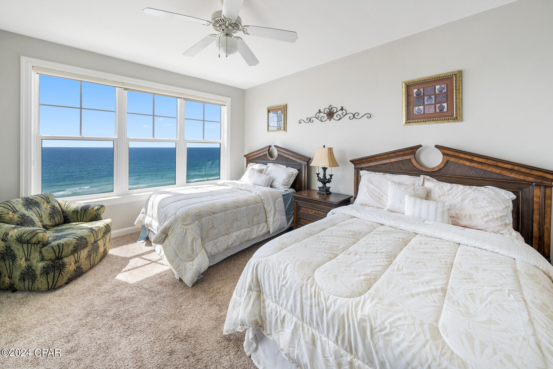 En Soleil Condo - Residential