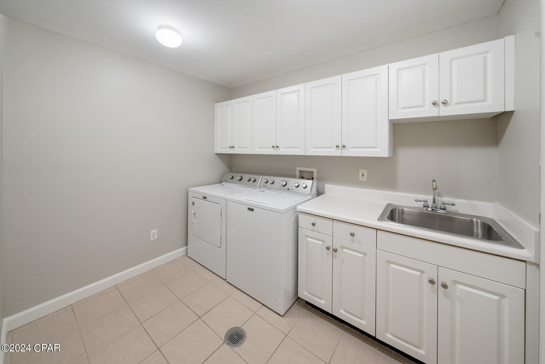 En Soleil Condo - Residential