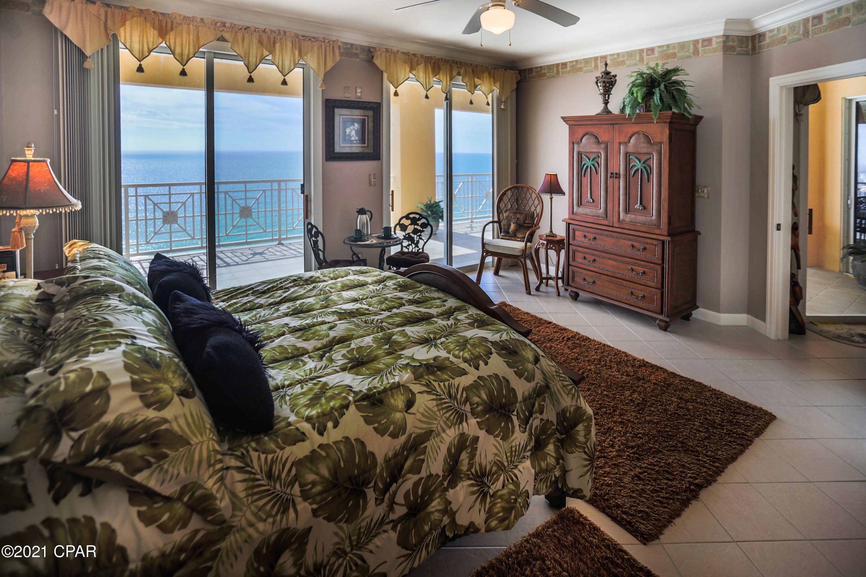 En Soleil Condo - Residential