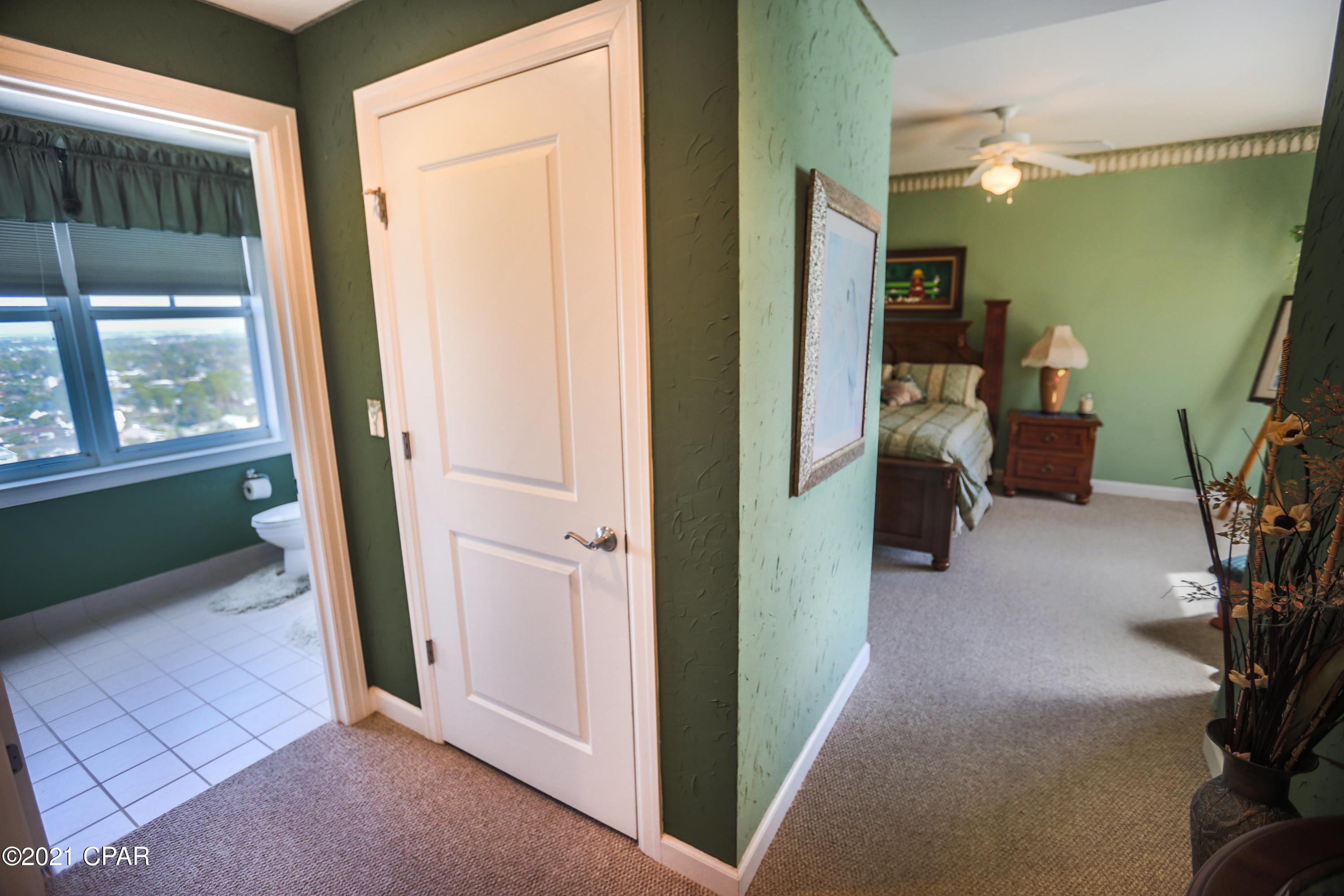 En Soleil Condo - Residential