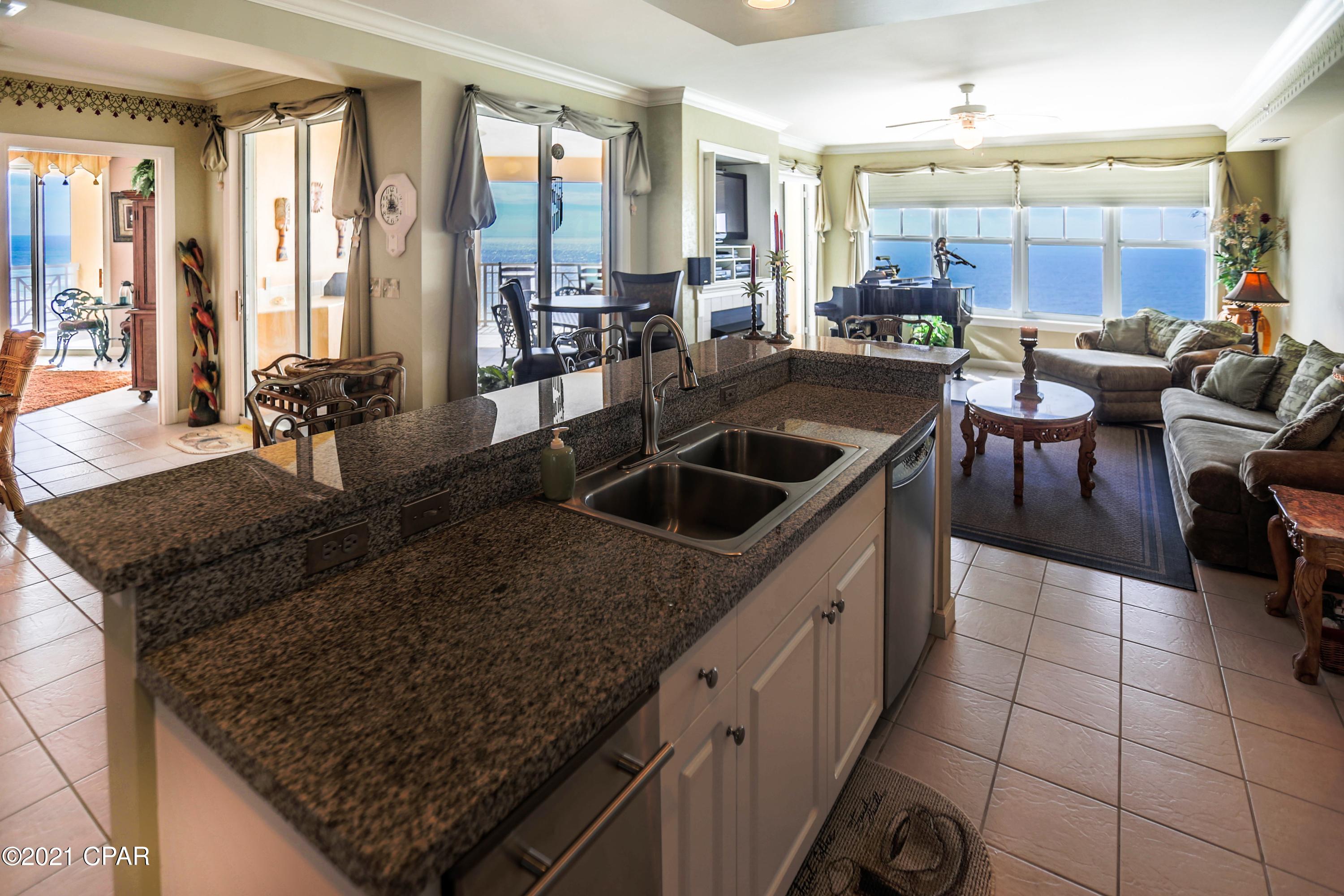 En Soleil Condo - Residential