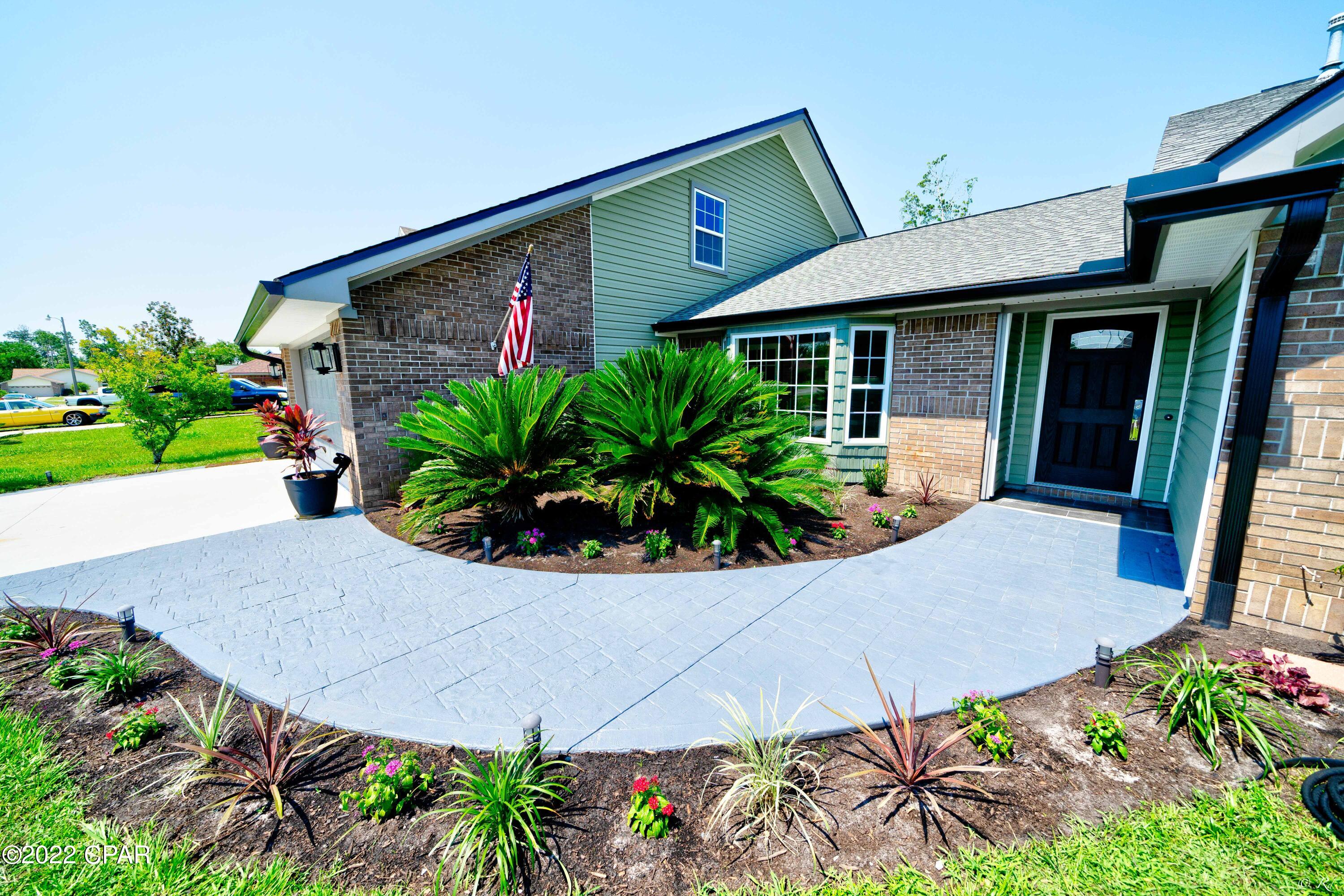 Colonial Est. - Residential