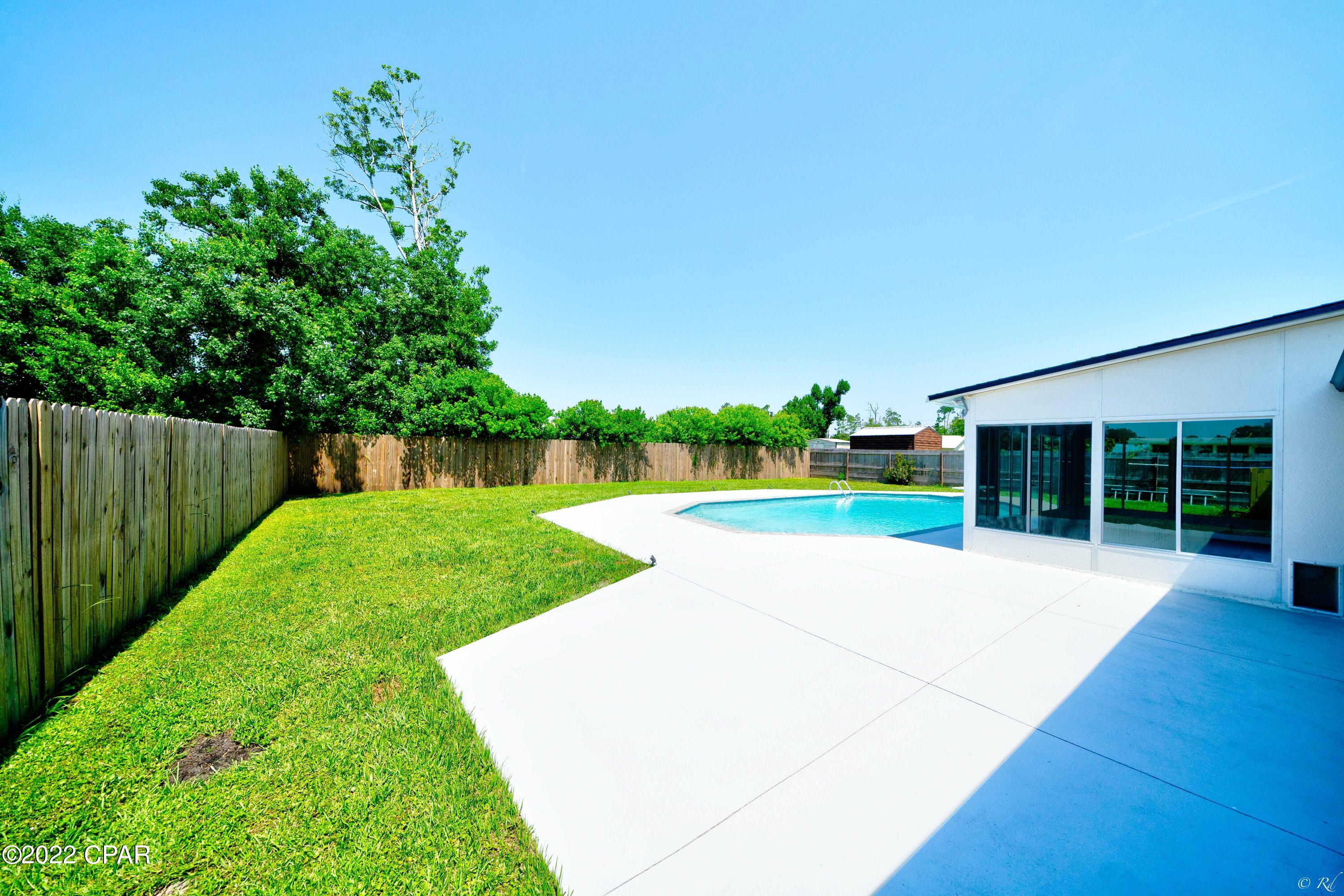 Colonial Est. - Residential