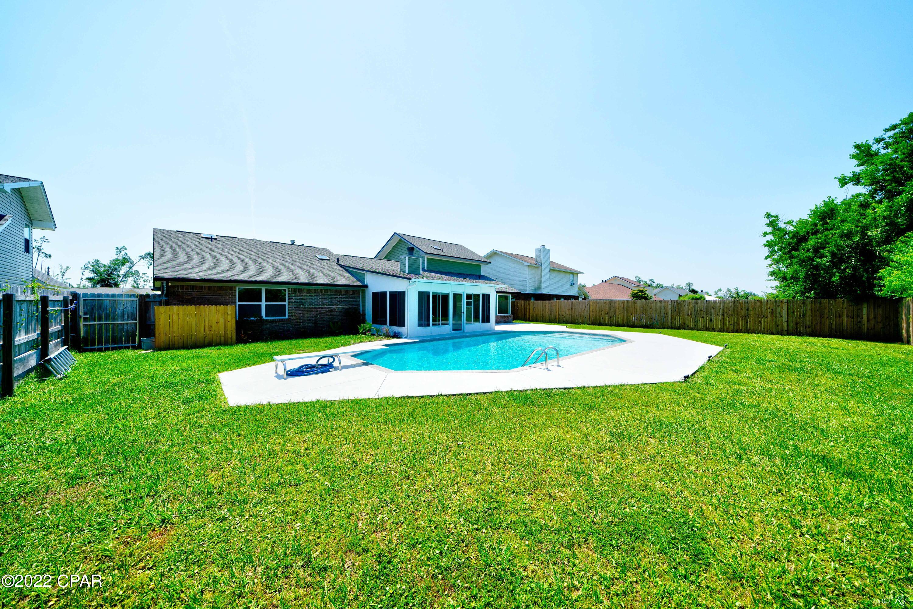 Colonial Est. - Residential