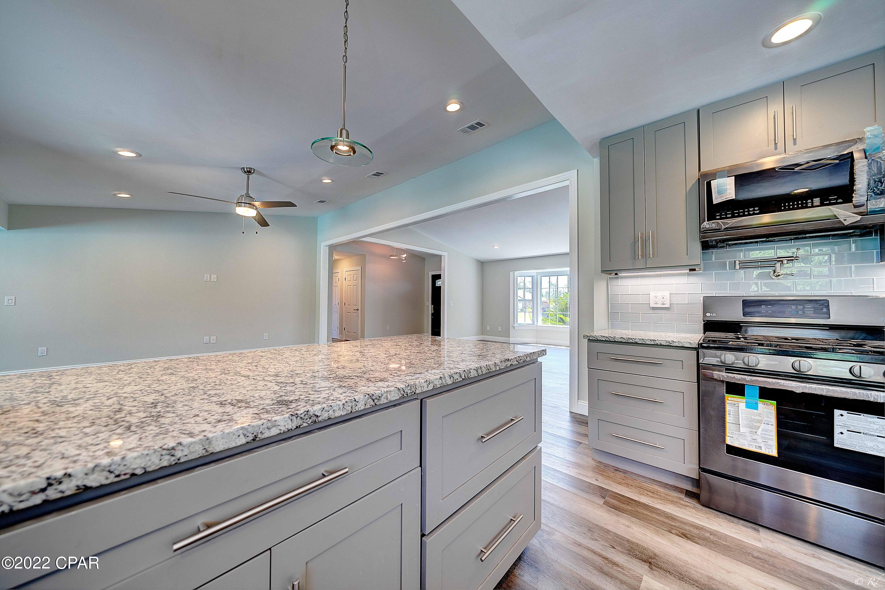 Colonial Est. - Residential