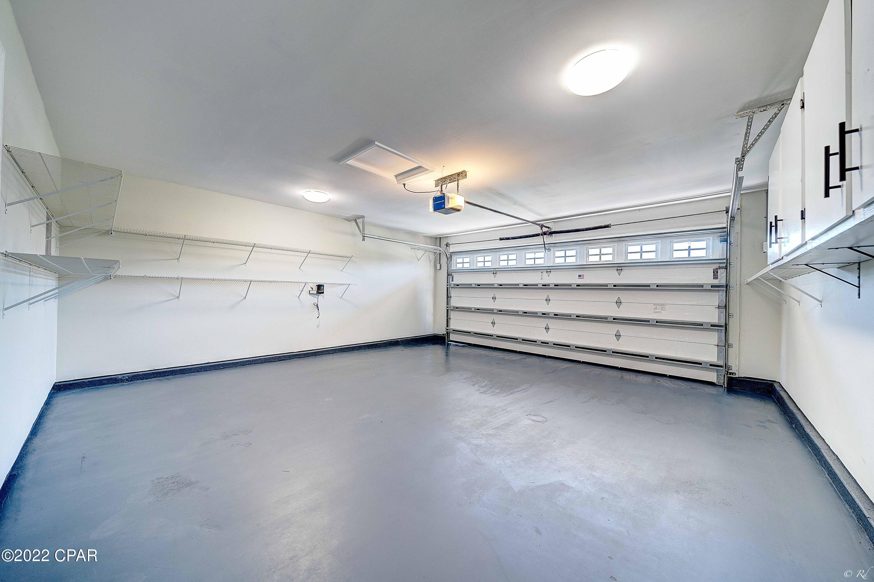 Colonial Est. - Residential