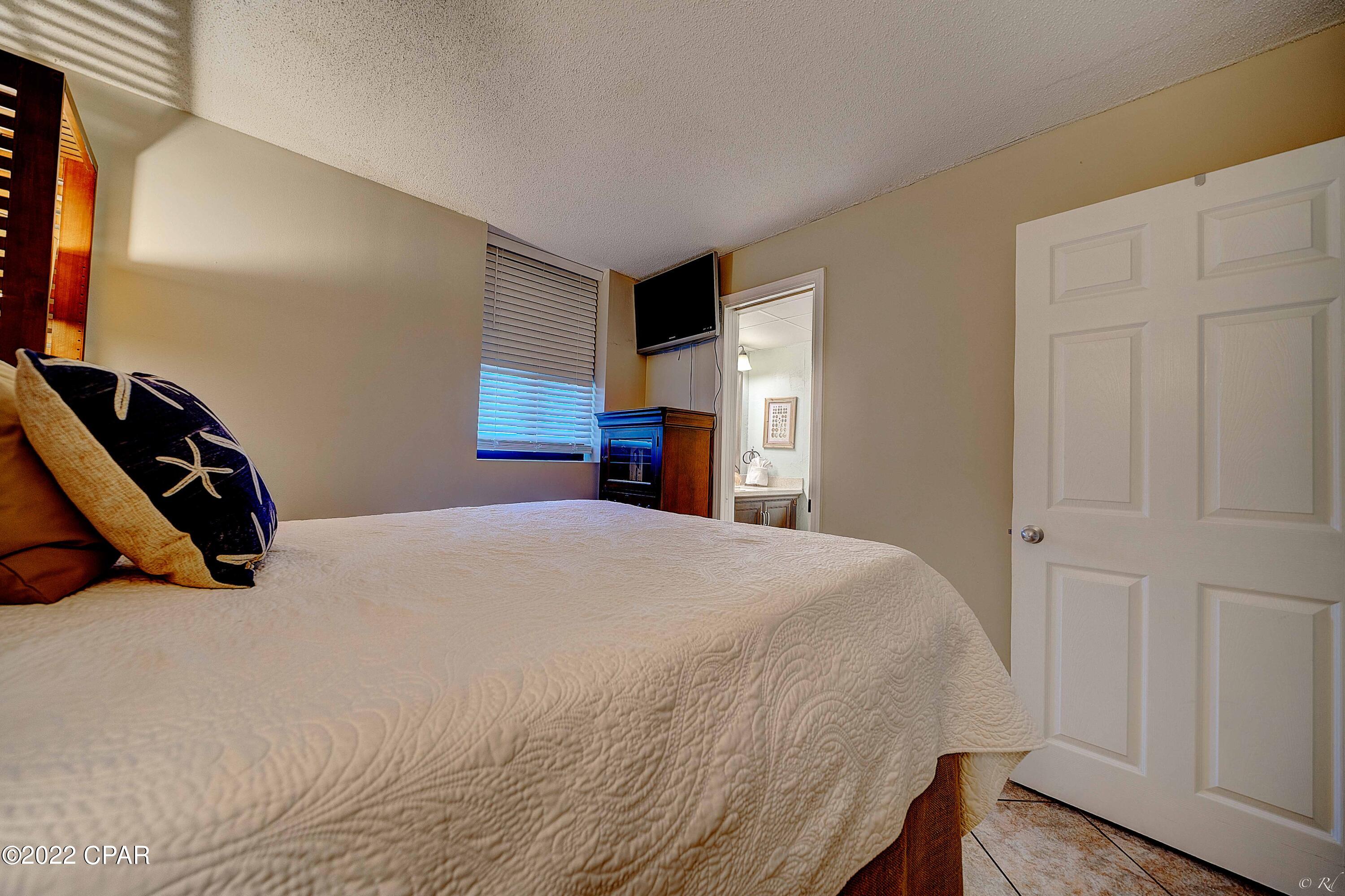 Sunbird Condo - Residential