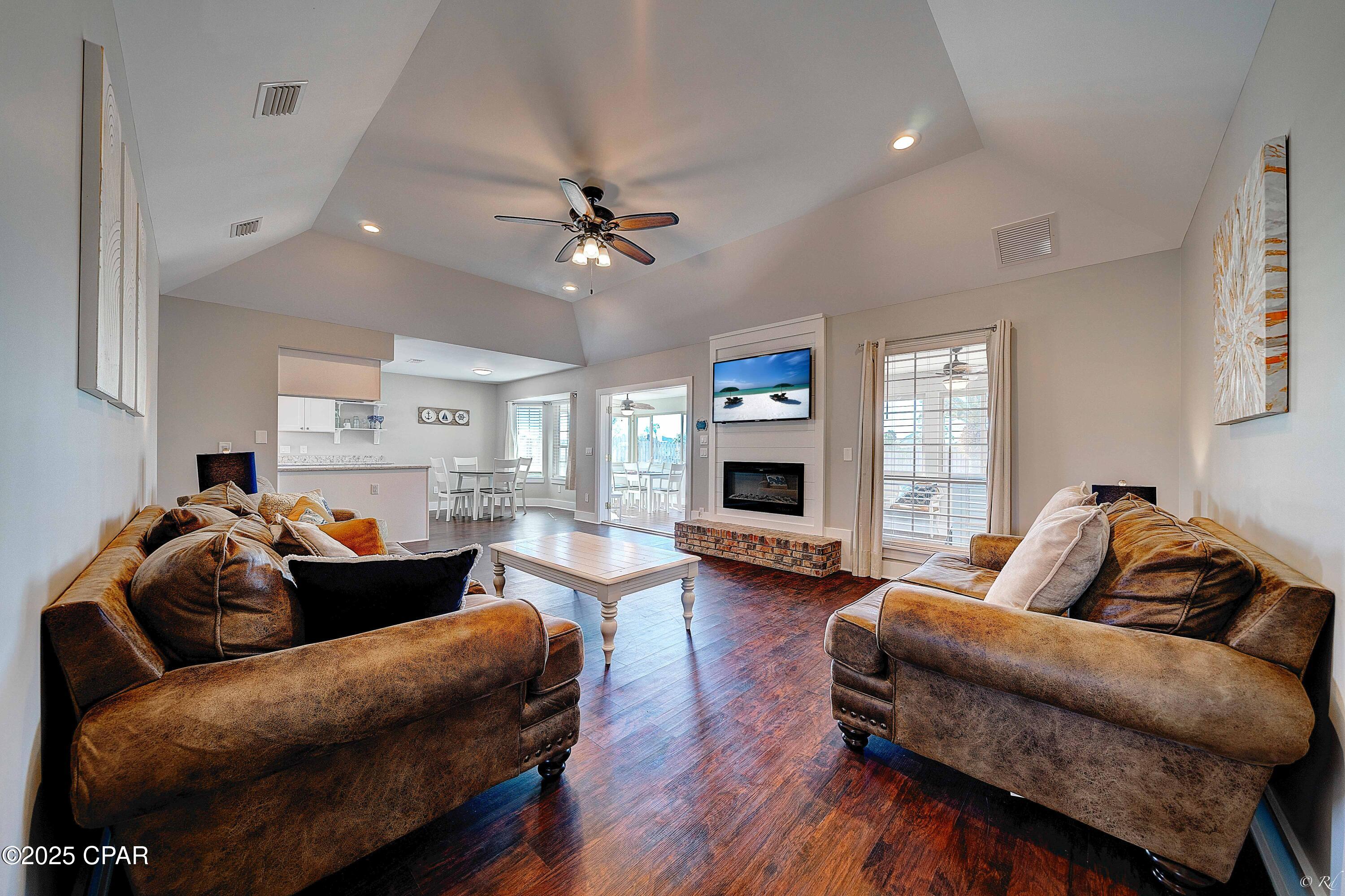 [No Recorded Subdiv] - Residential Lease