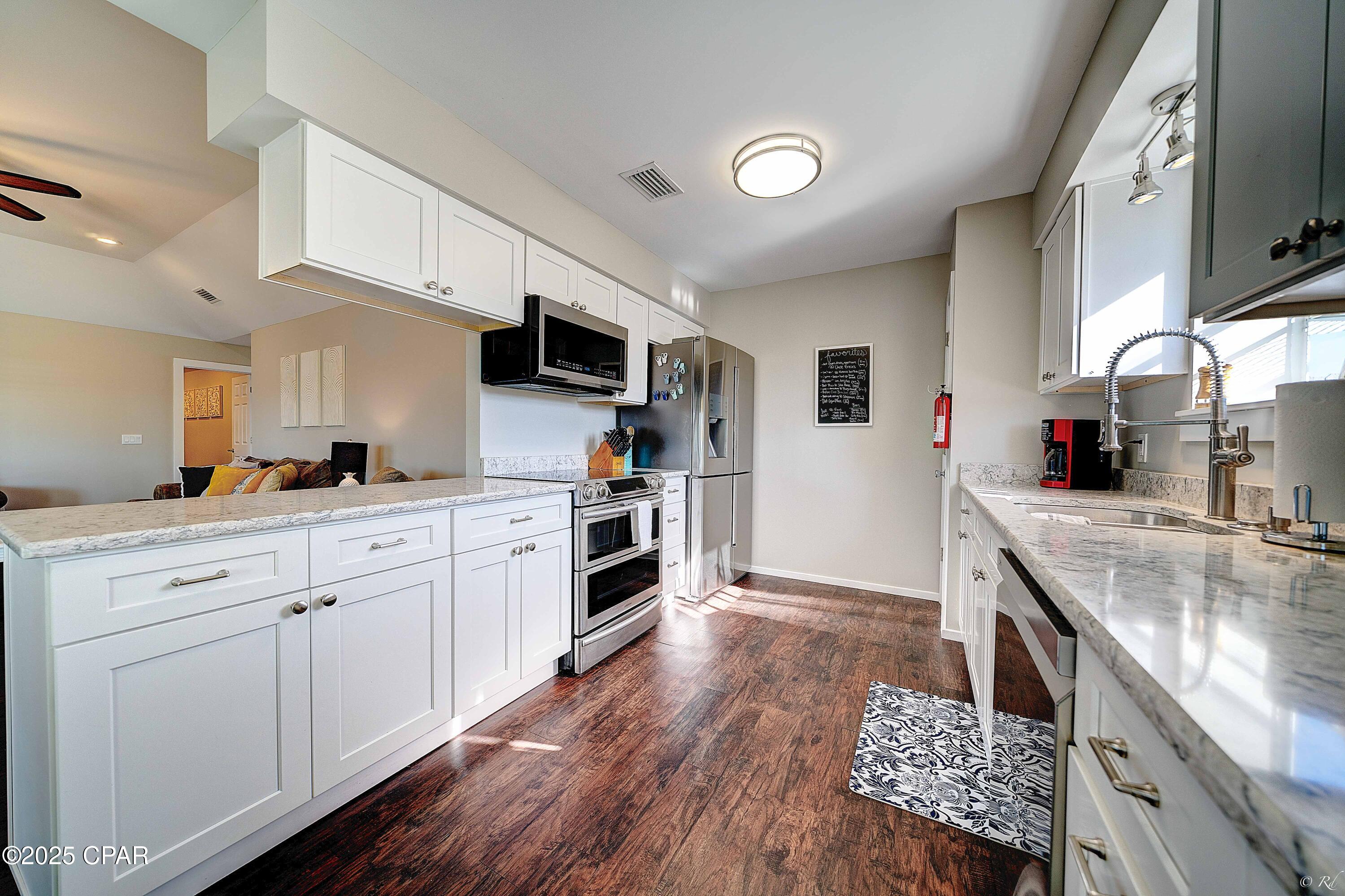 [No Recorded Subdiv] - Residential Lease