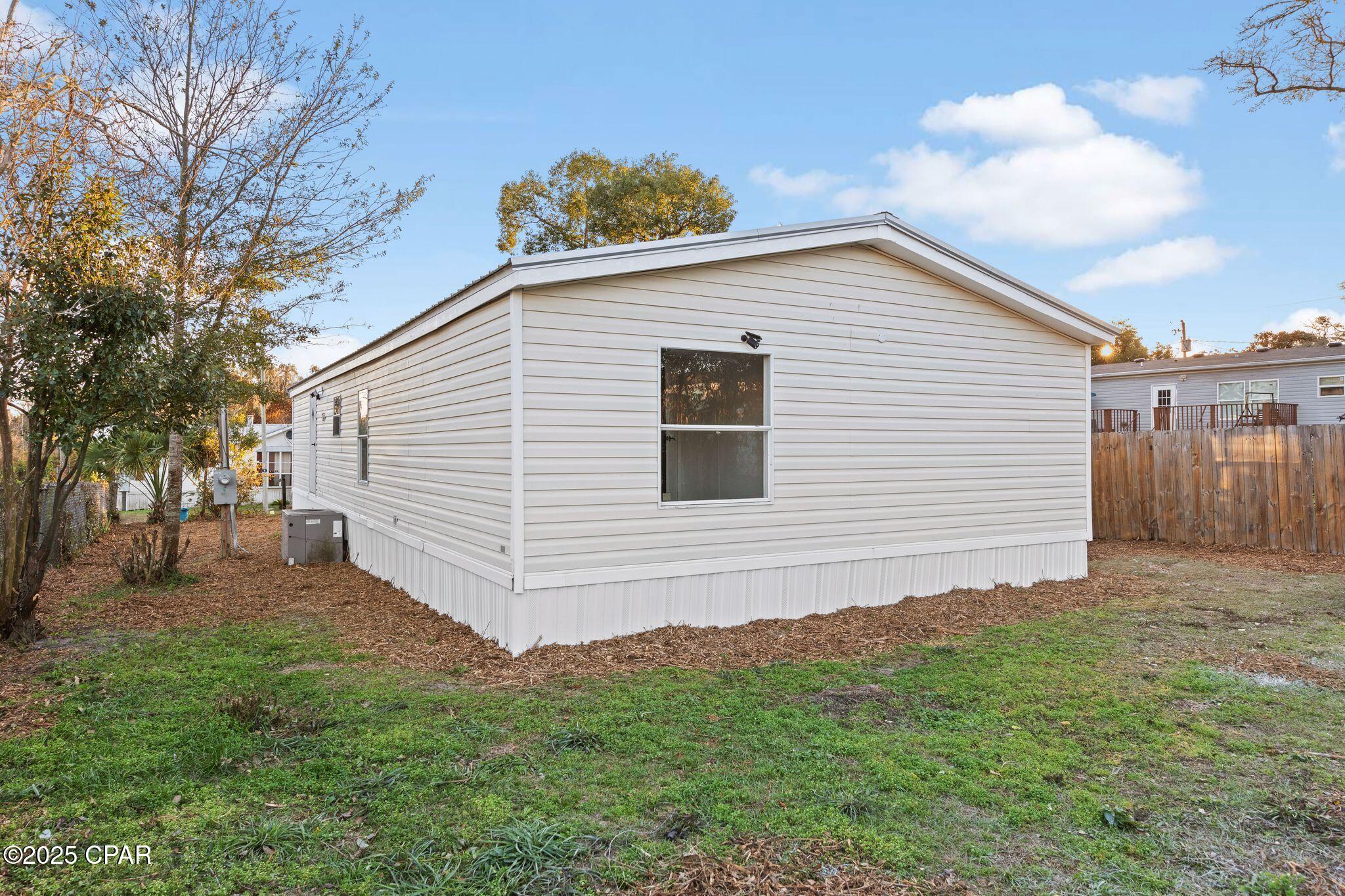 [No Recorded Subdiv] - Residential