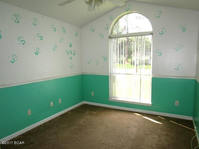 Parkway Manor Est - Residential