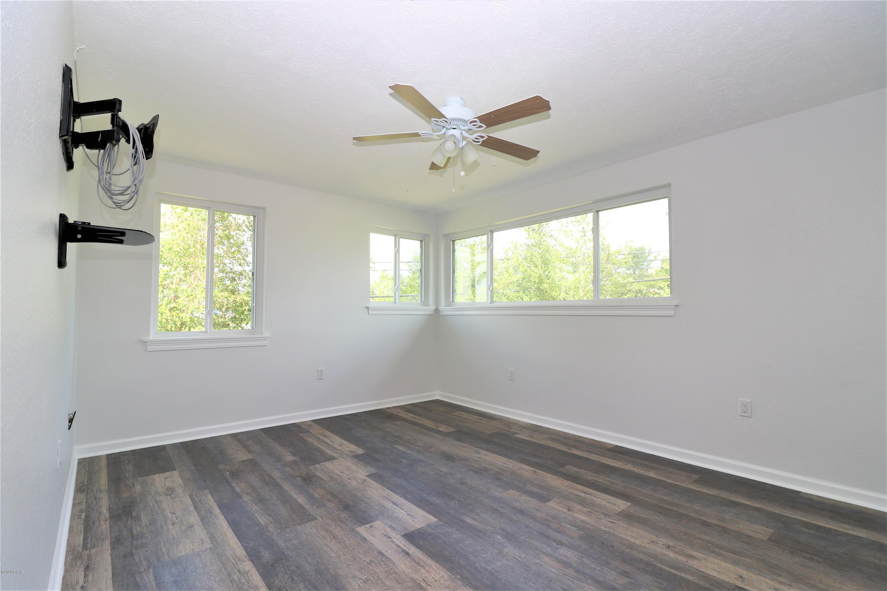 Forest Park 1st Add - Residential