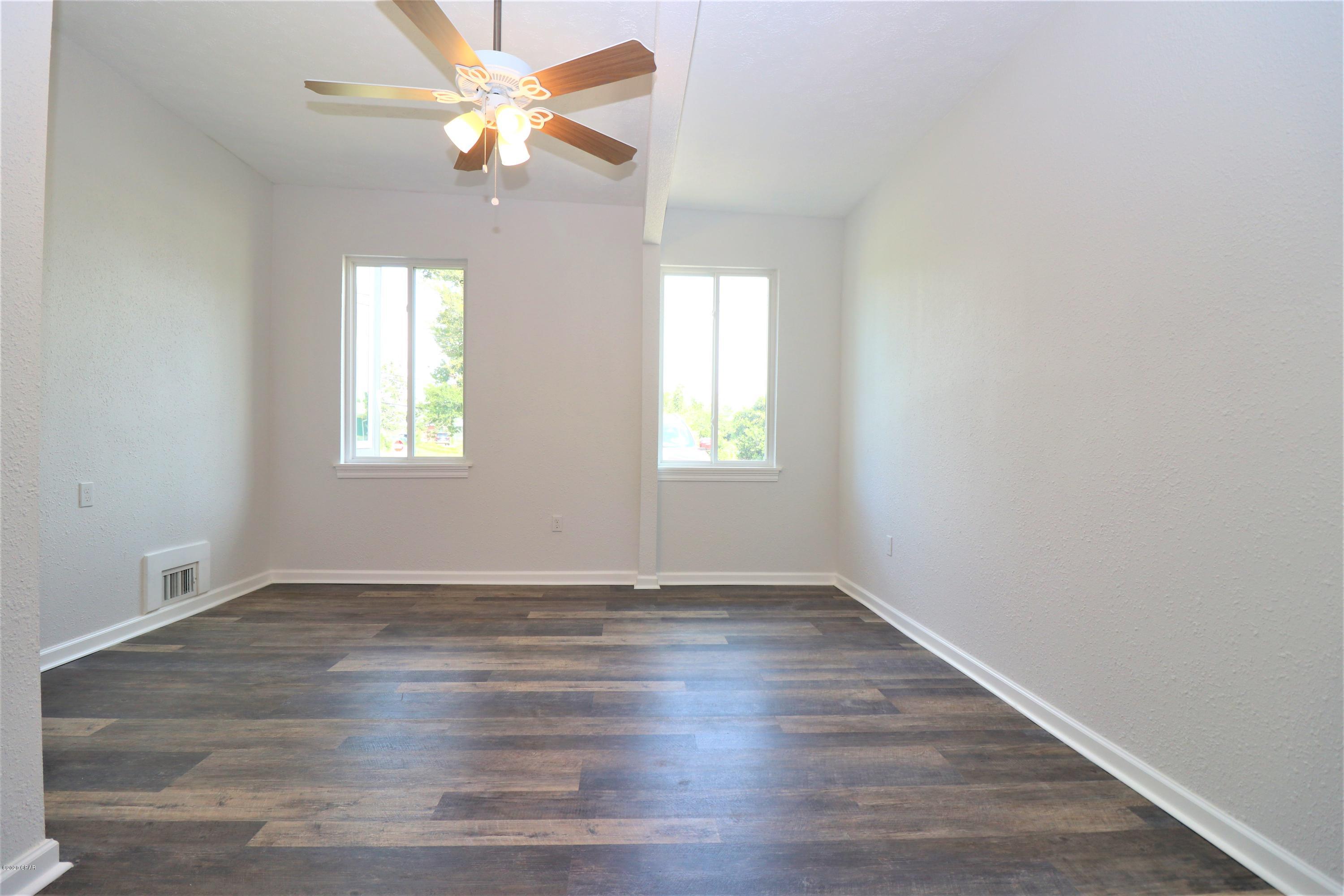 Forest Park 1st Add - Residential