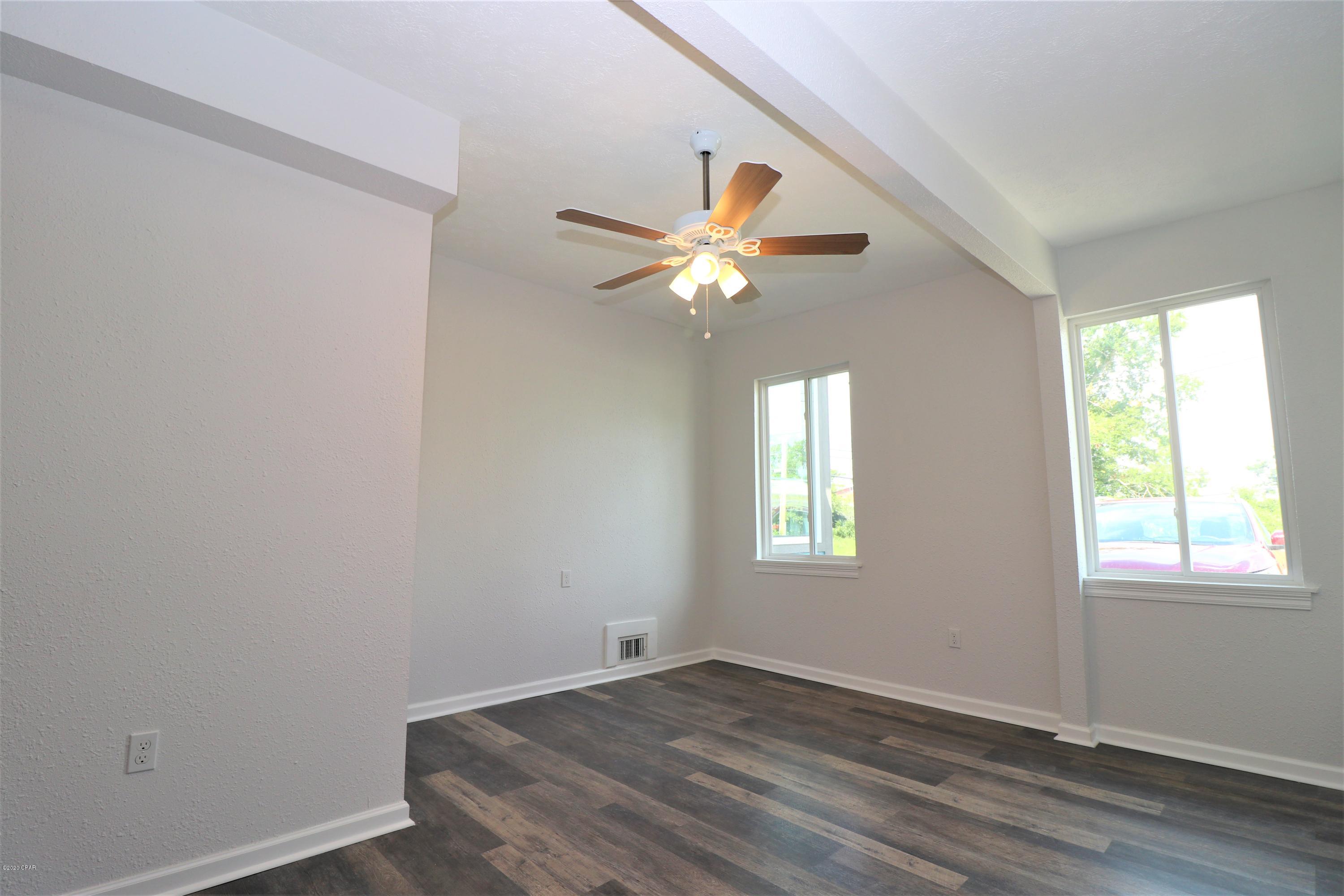 Forest Park 1st Add - Residential