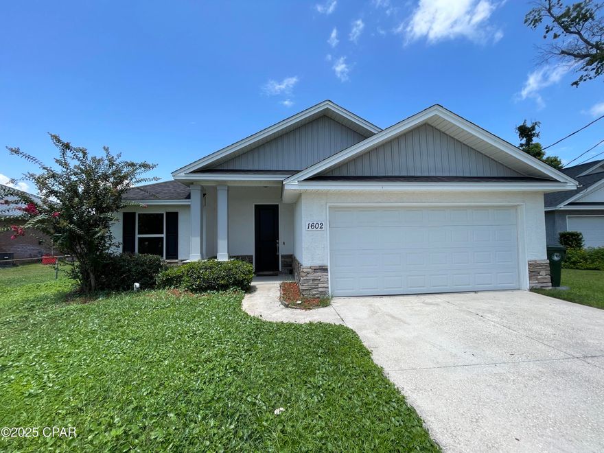 Lynn Haven!  4 bedroom 2 bath home with 2 car garage.  This home features foyer with open living area, tall ceilings, large kitchen with island breakfast bar, stainless appliances, split bedroom floor plan, LVP flooring in the common areas and carpet in the bedrooms, laundry room/pantry, large open patio, fenced in backyard, sprinkler system on separate meter and shed is AS IS.
NON-SMOKERS!
Pet Negotiable! Dog or Cat with owner approval!  
$50.00 Pet Fee, $250.00 Pet Deposit and $25.00 Per Month Pet Rent
**TENANT OCCUPIED UNTIL 6/30/2025**