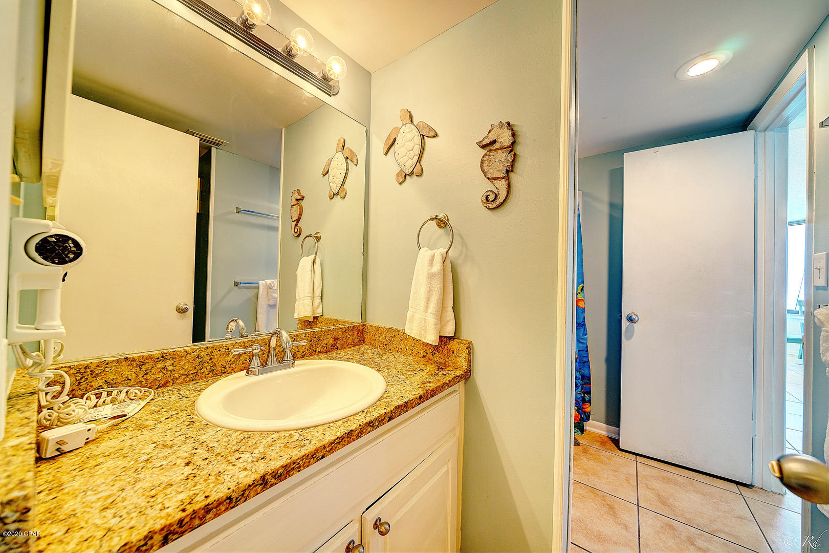 Sunbird Condo - Residential