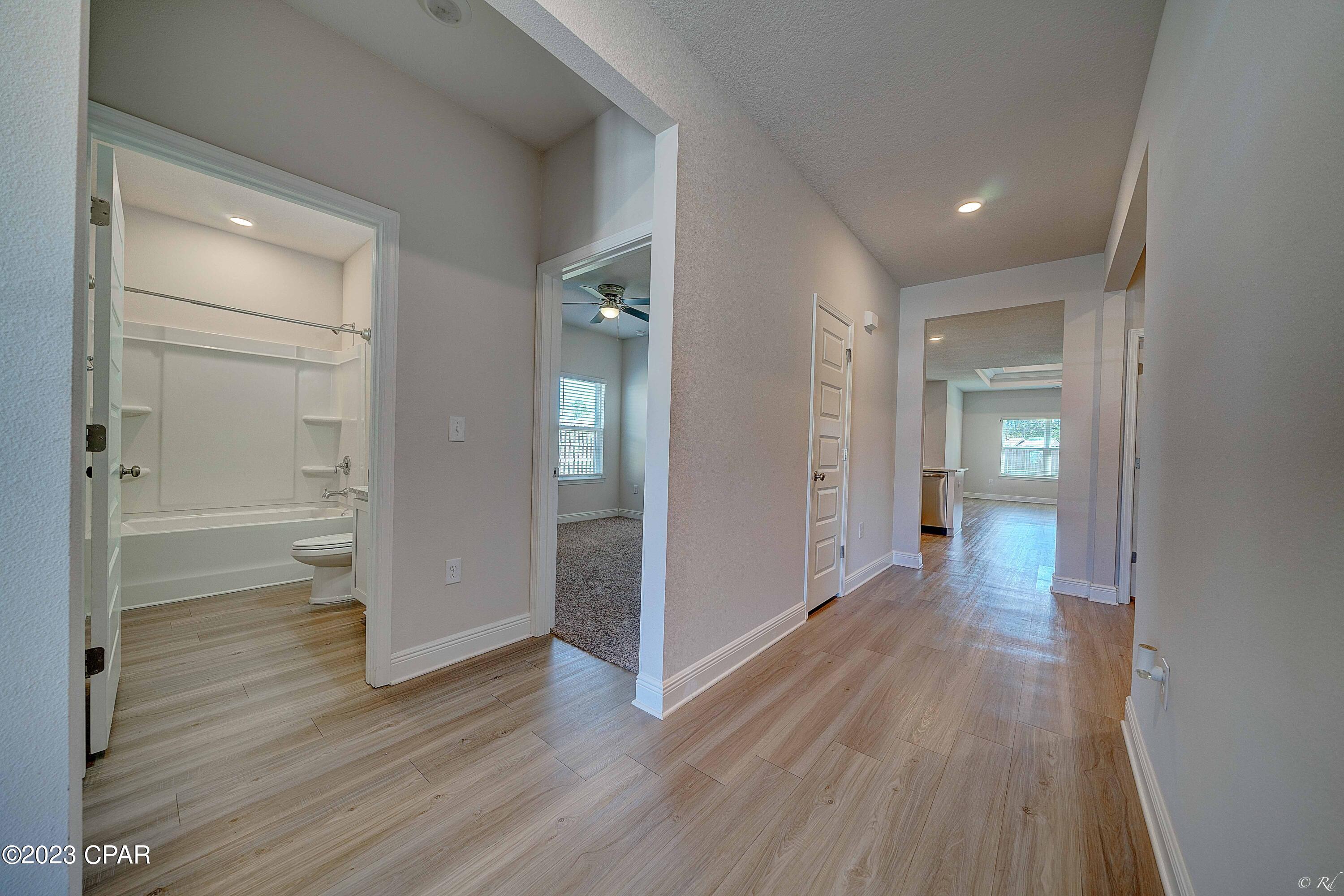 Emerald Cove Villas - Residential