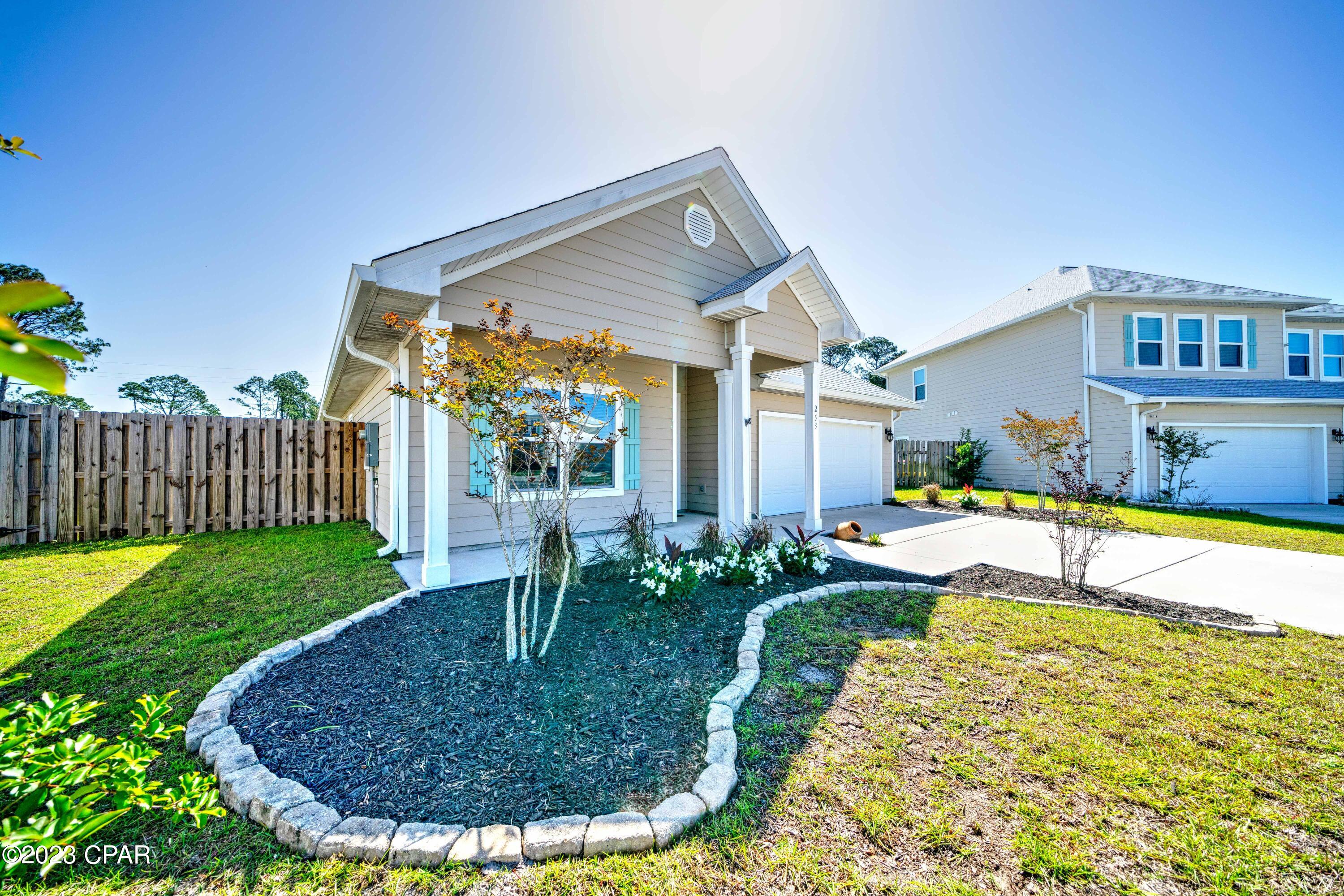 Emerald Cove Villas - Residential