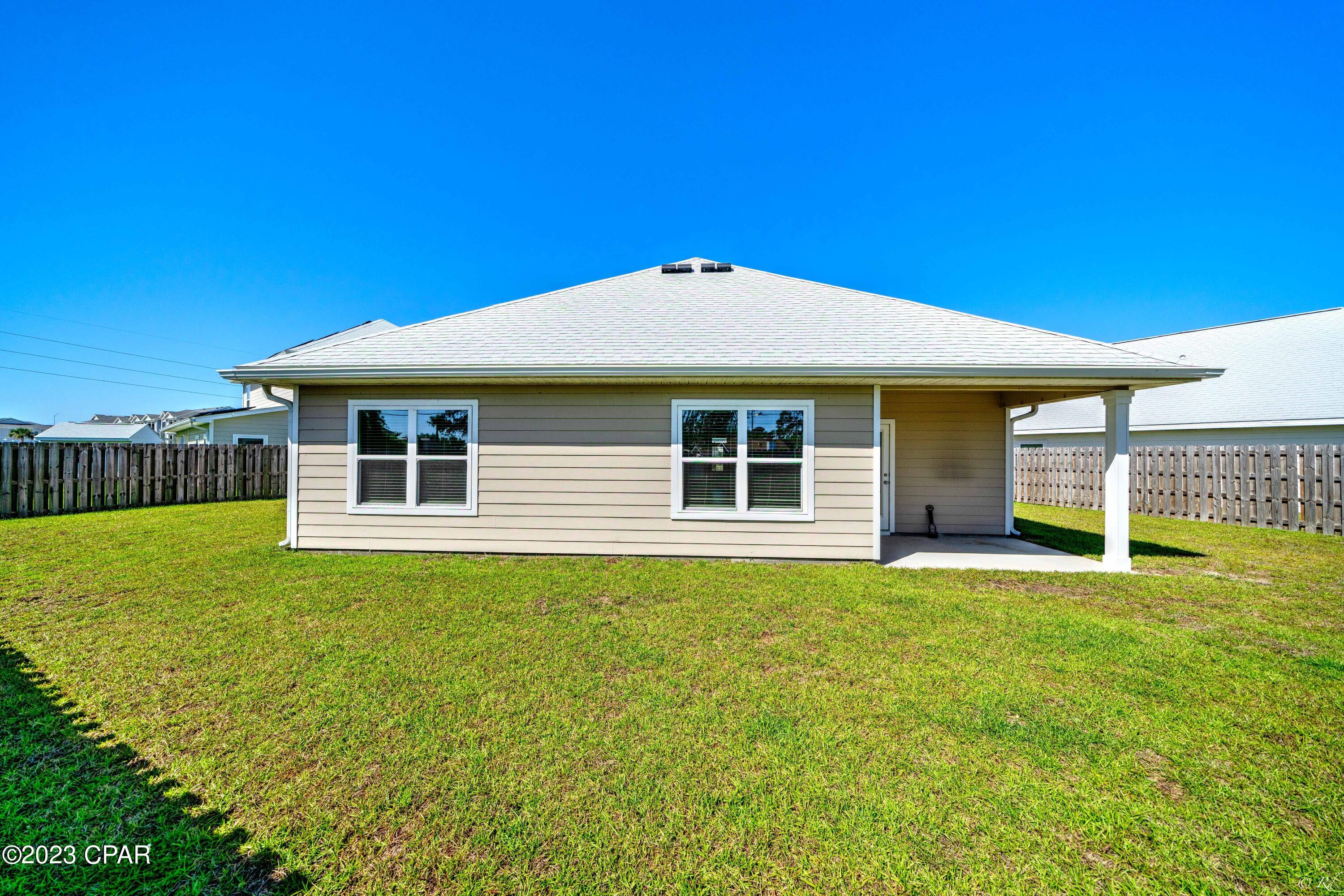 Emerald Cove Villas - Residential