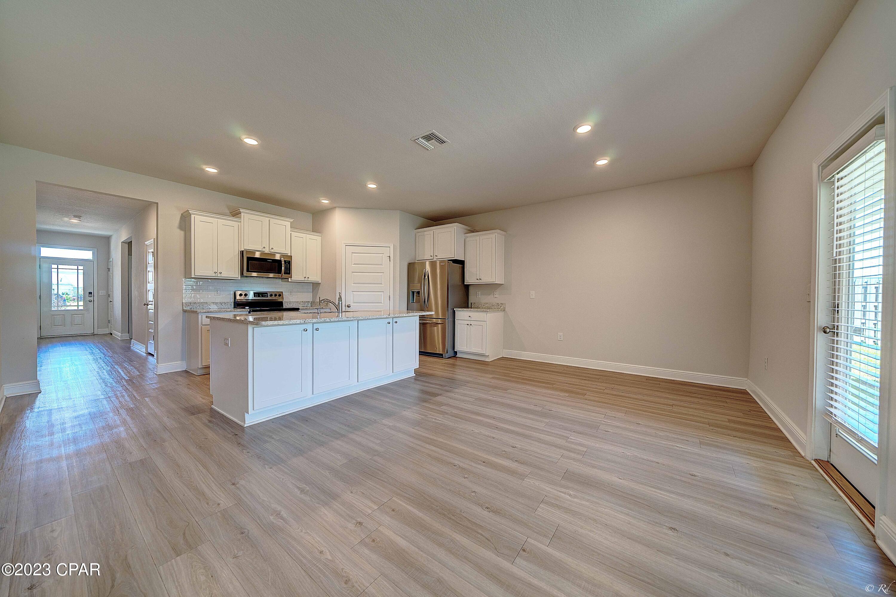 Emerald Cove Villas - Residential