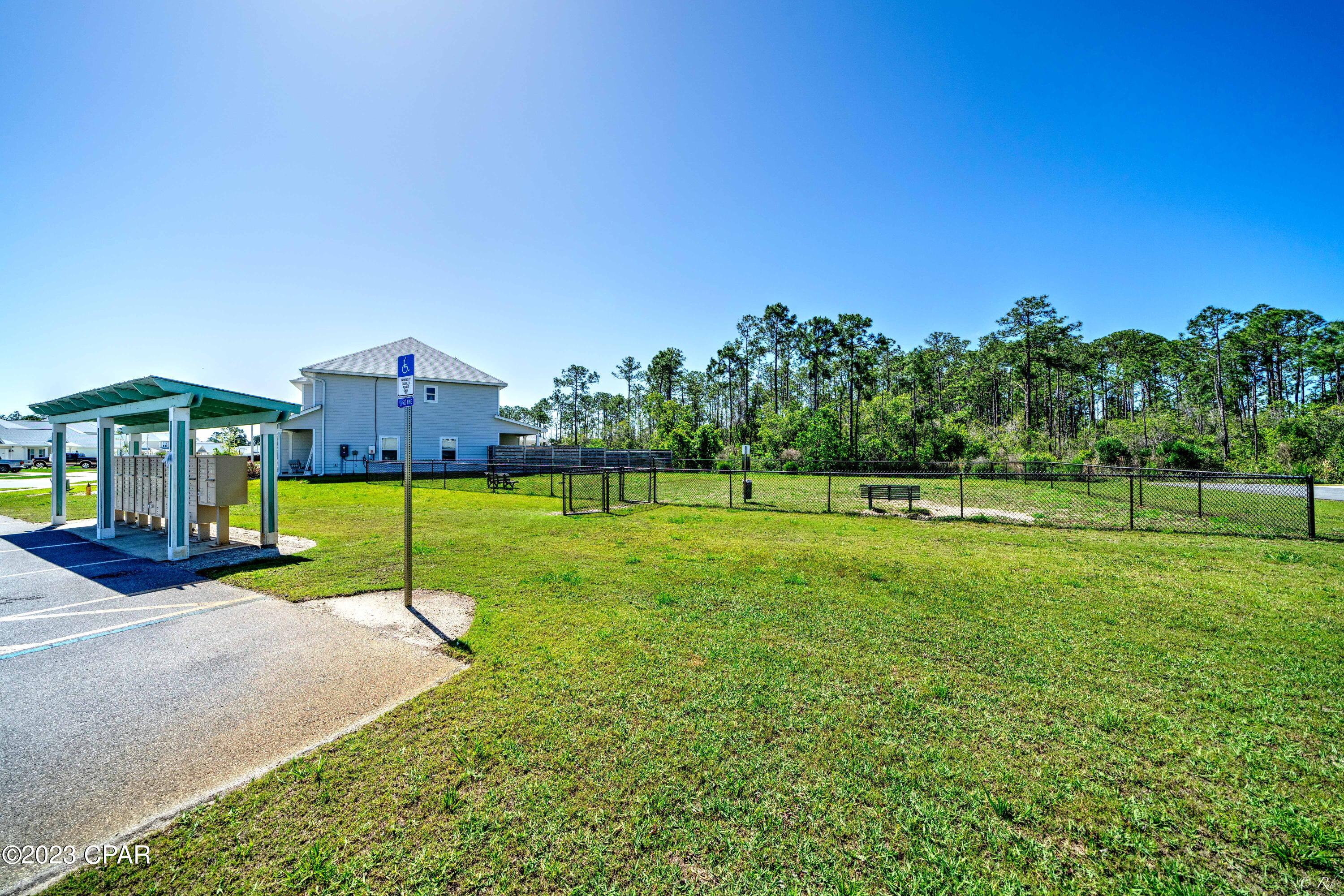 Emerald Cove Villas - Residential