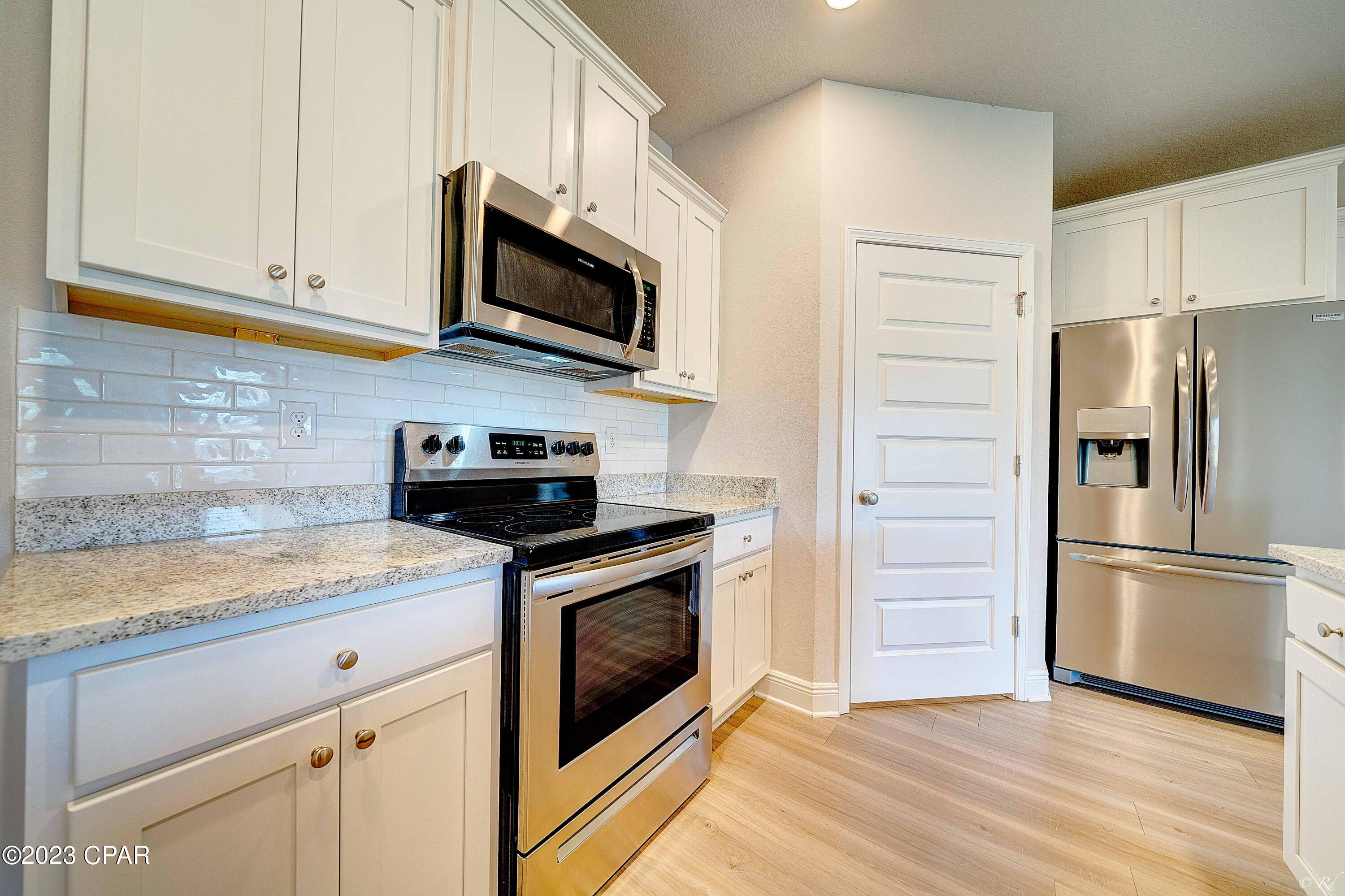 Emerald Cove Villas - Residential