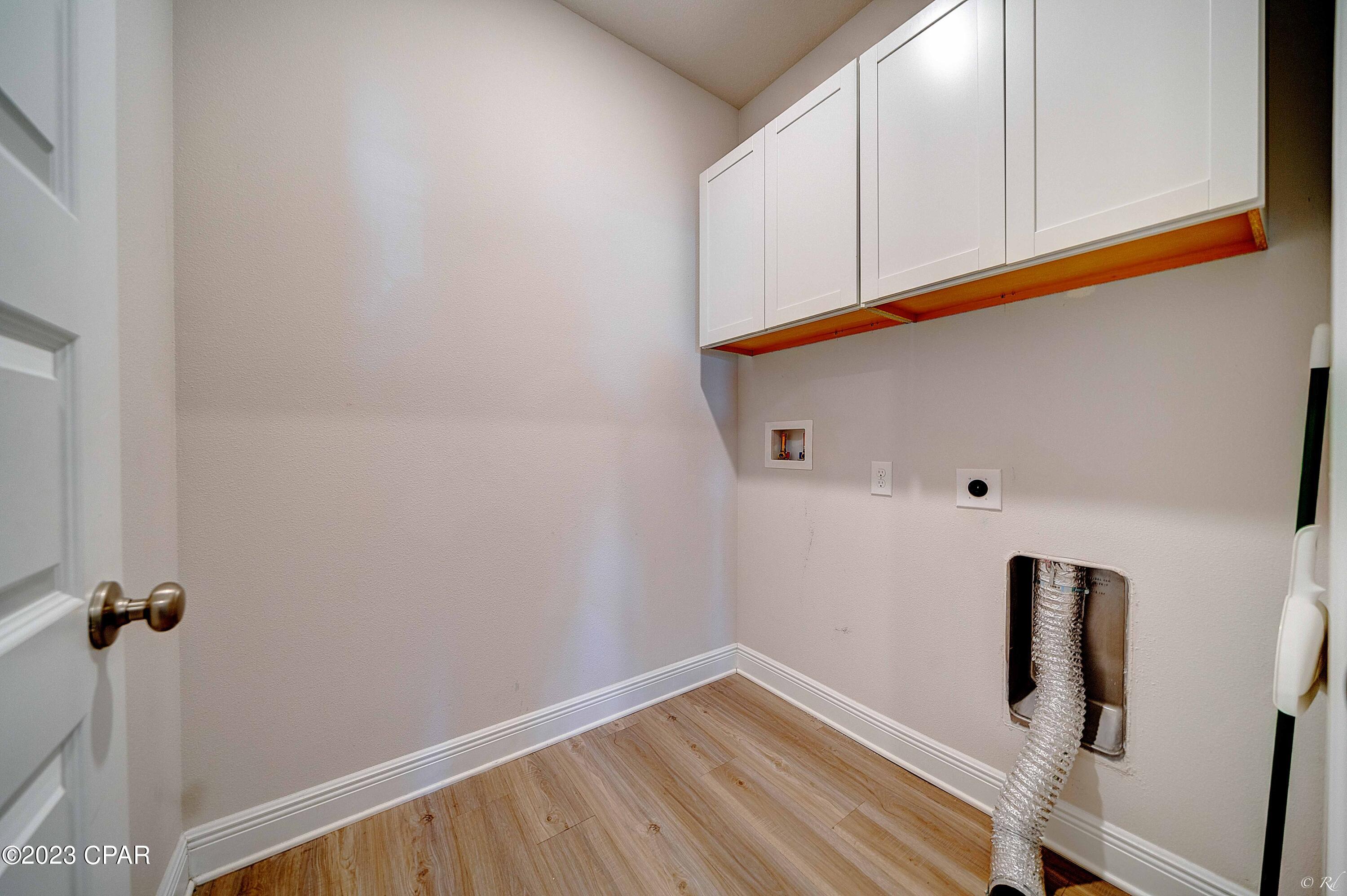 Emerald Cove Villas - Residential