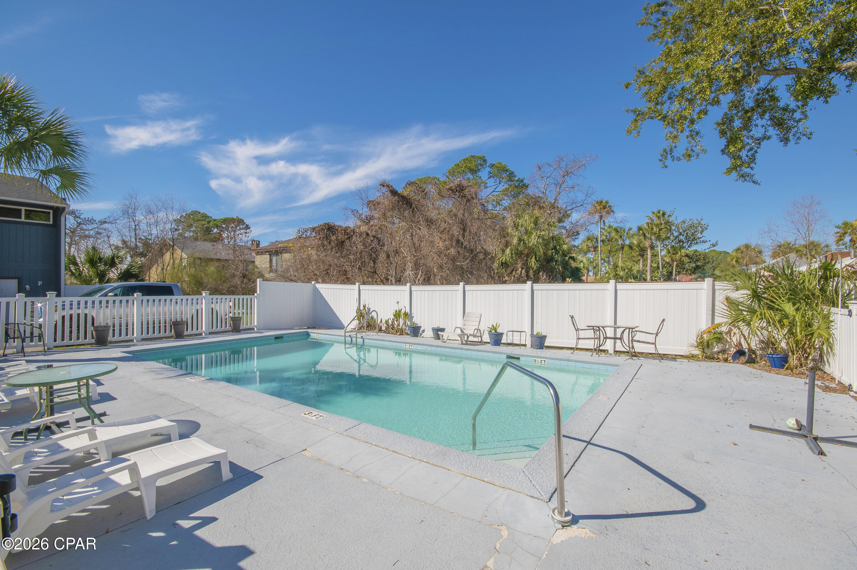 Shade Tree Condo Ph II - Residential