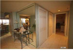 Summerwinds Condo - Residential