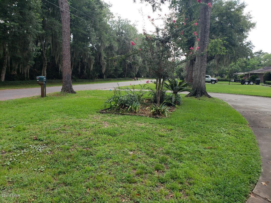 Bay Park Manor - Residential