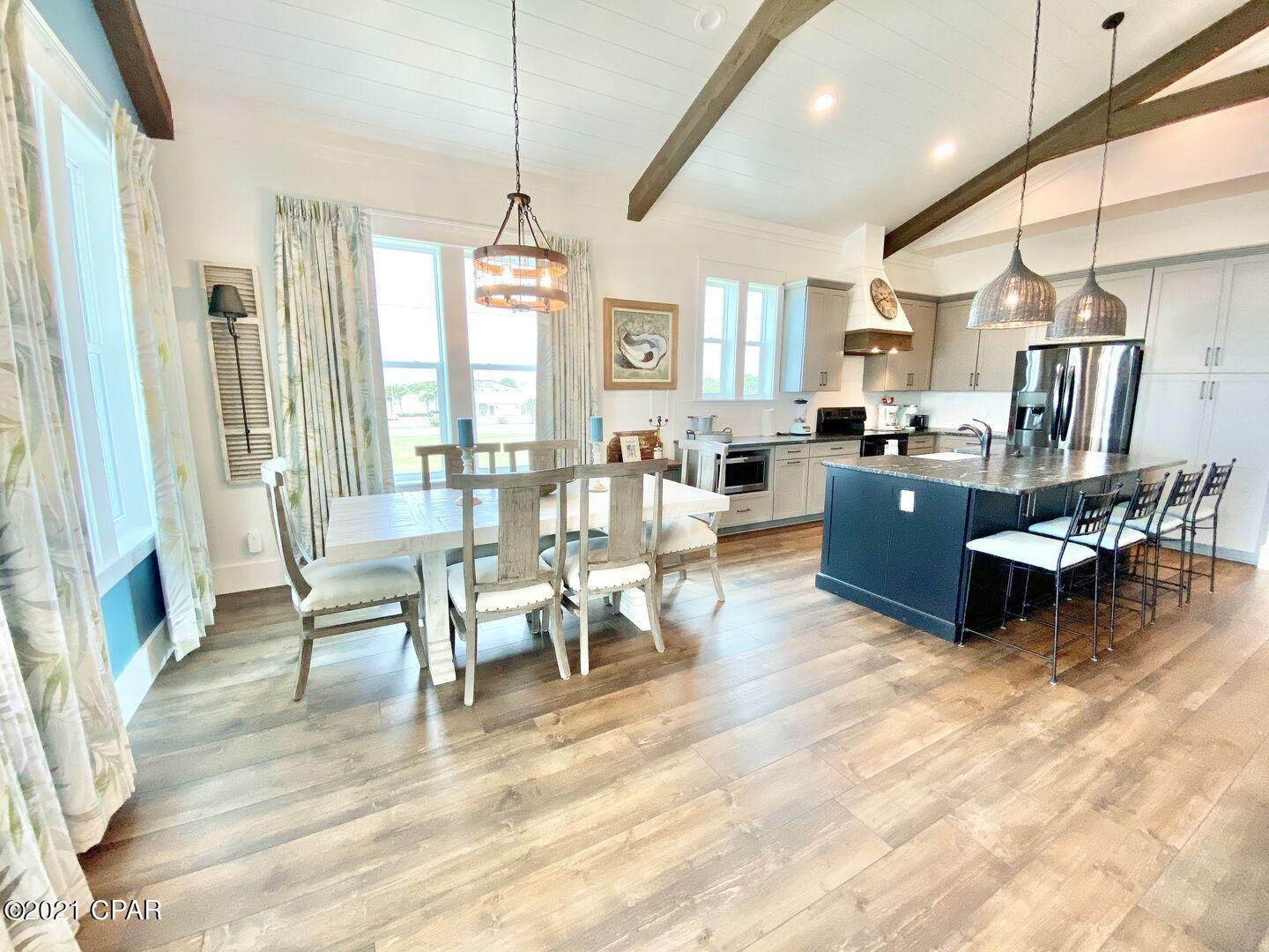 Seahorse Villas - Residential