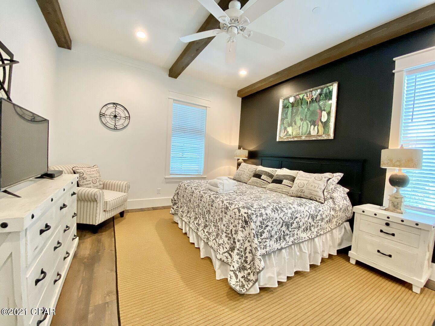 Seahorse Villas - Residential