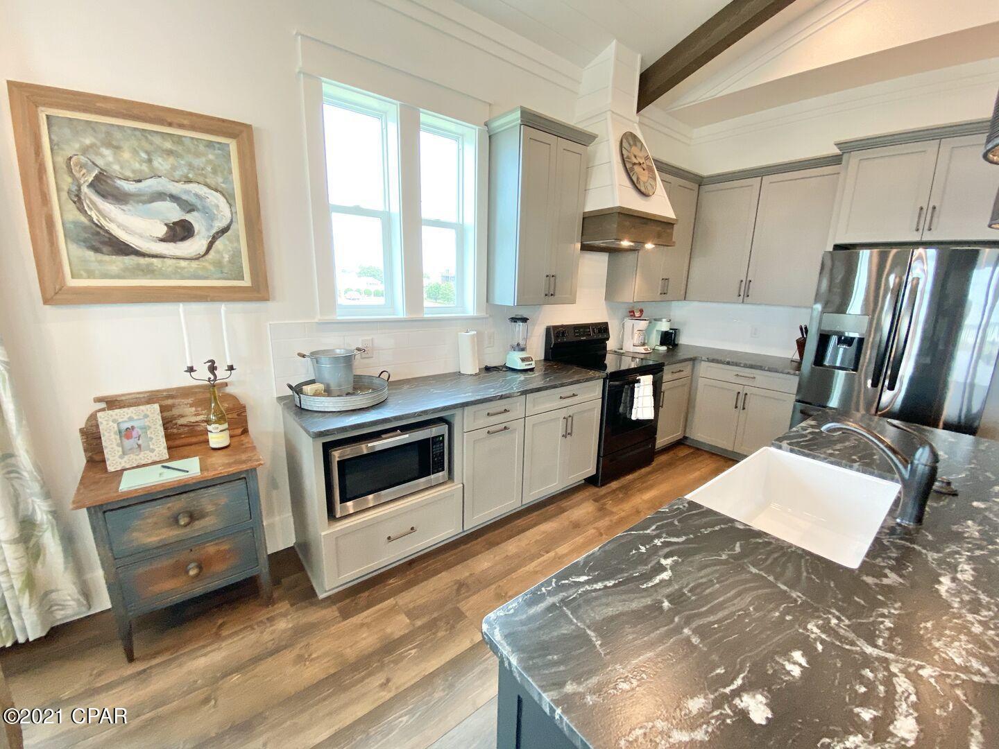 Seahorse Villas - Residential