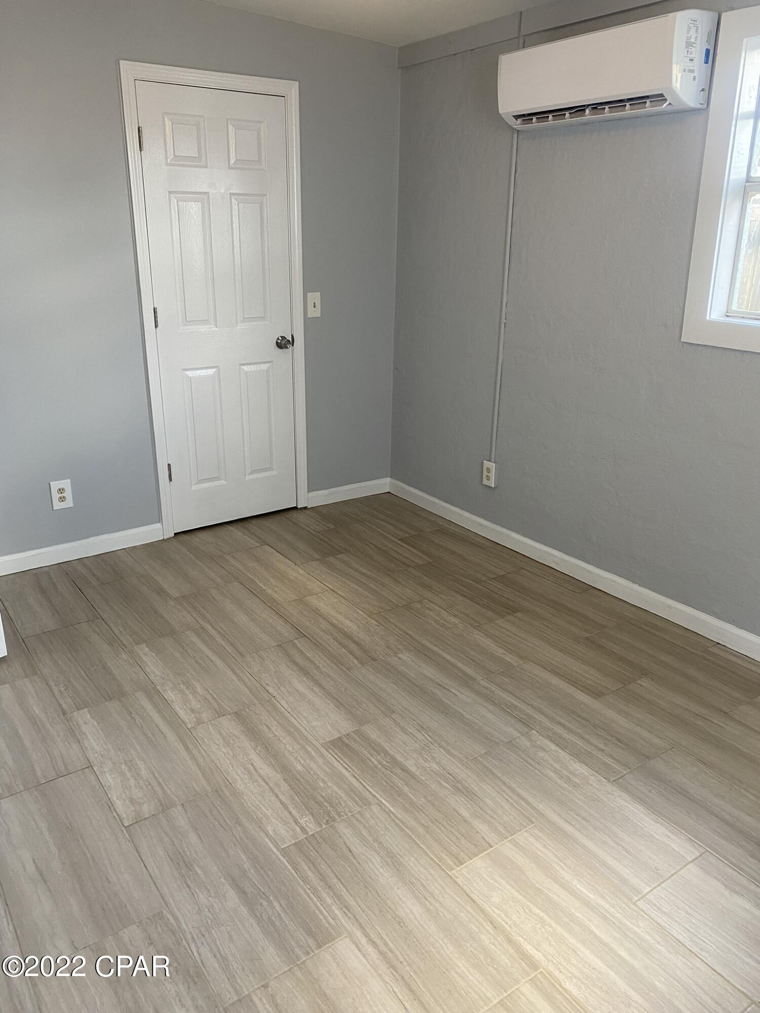 Biltmore Beach - Residential