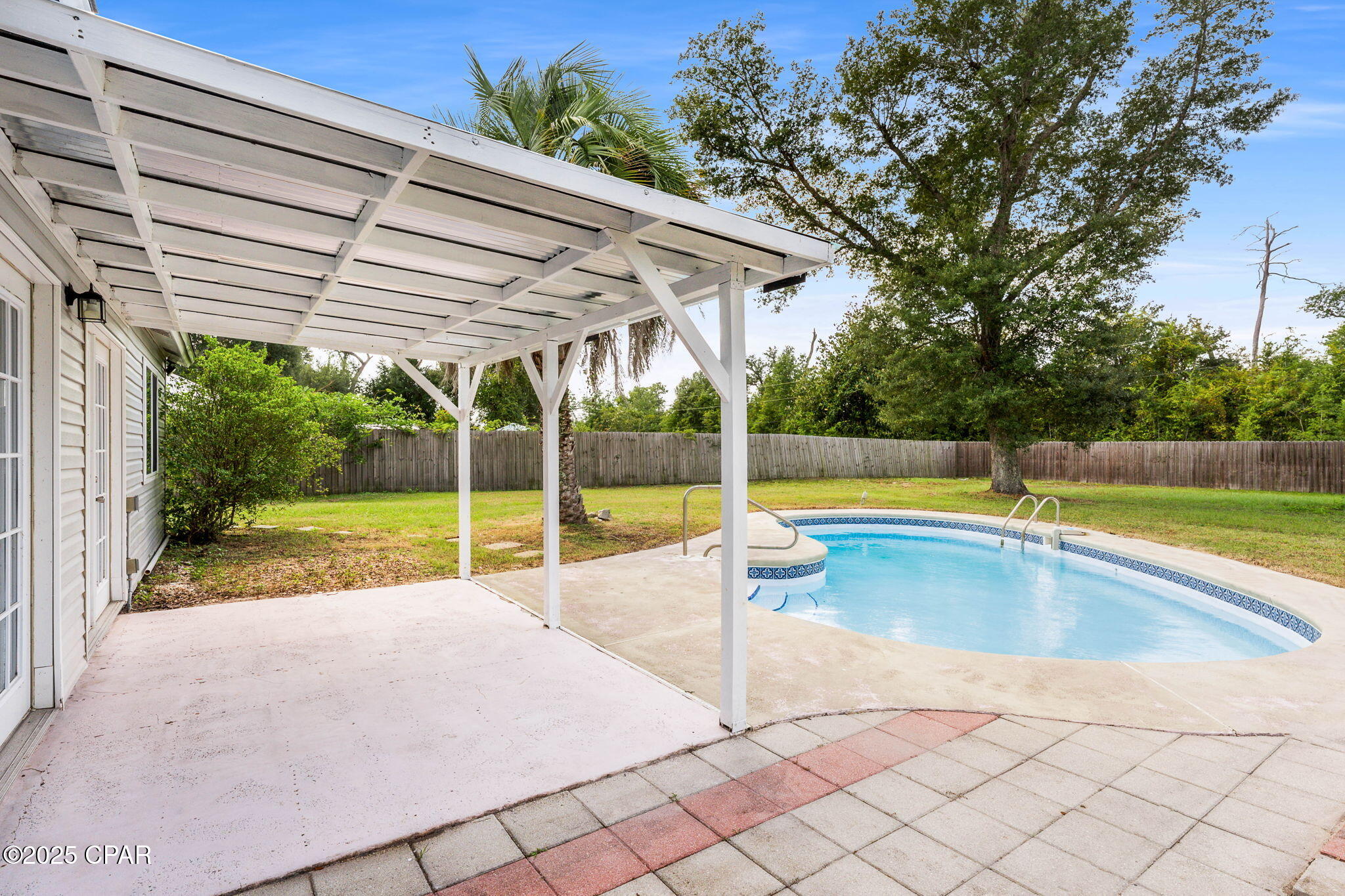 Pelican Point - Residential