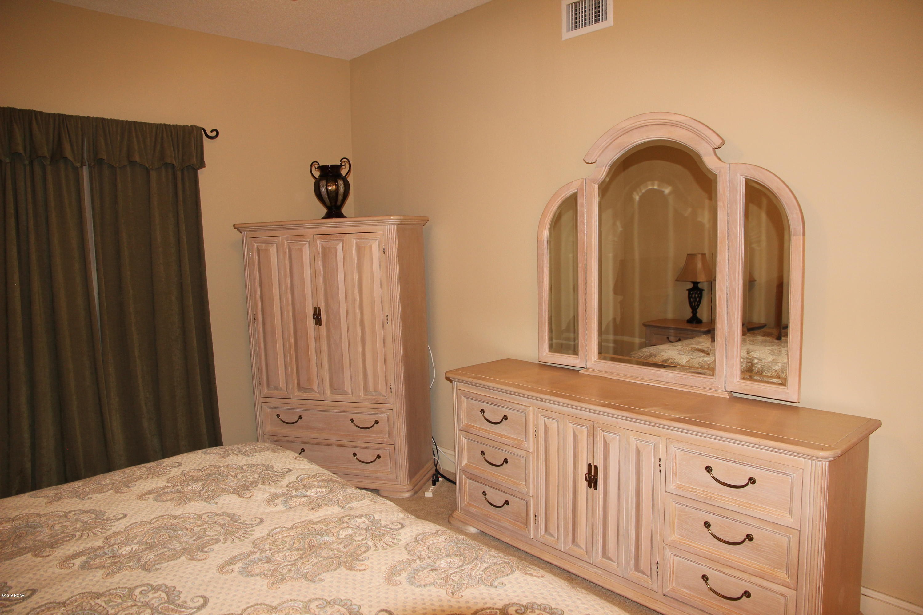 Majestic Beach Tower I - Residential