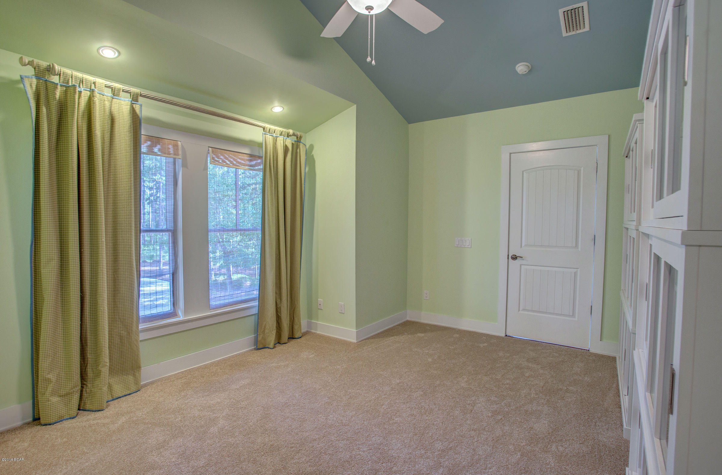 Rivercamps On Crooked Creek - Residential