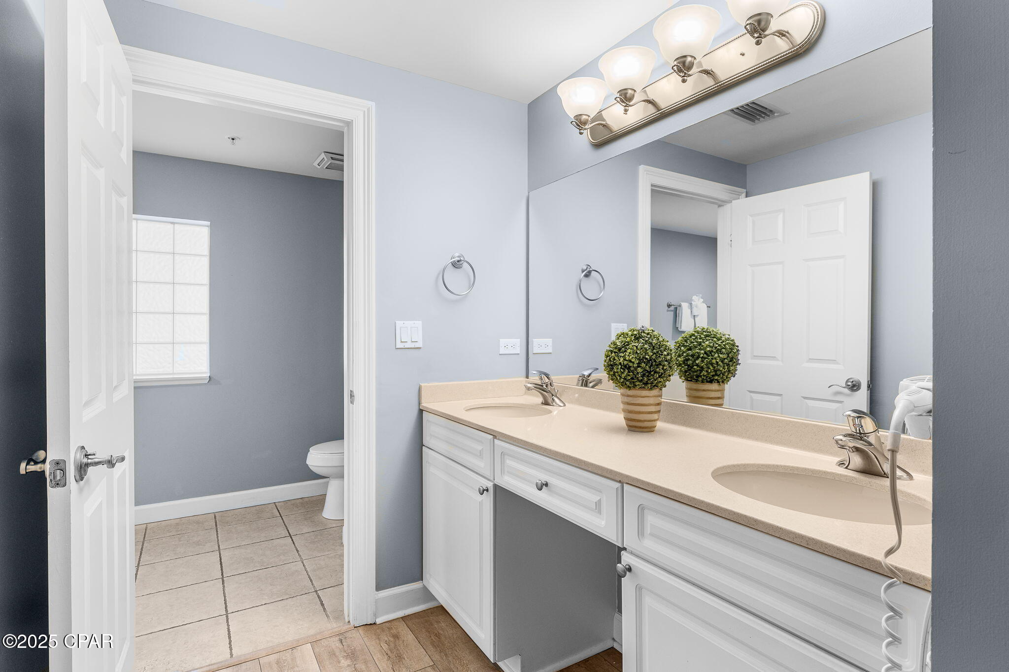 Boardwalk Central - Residential