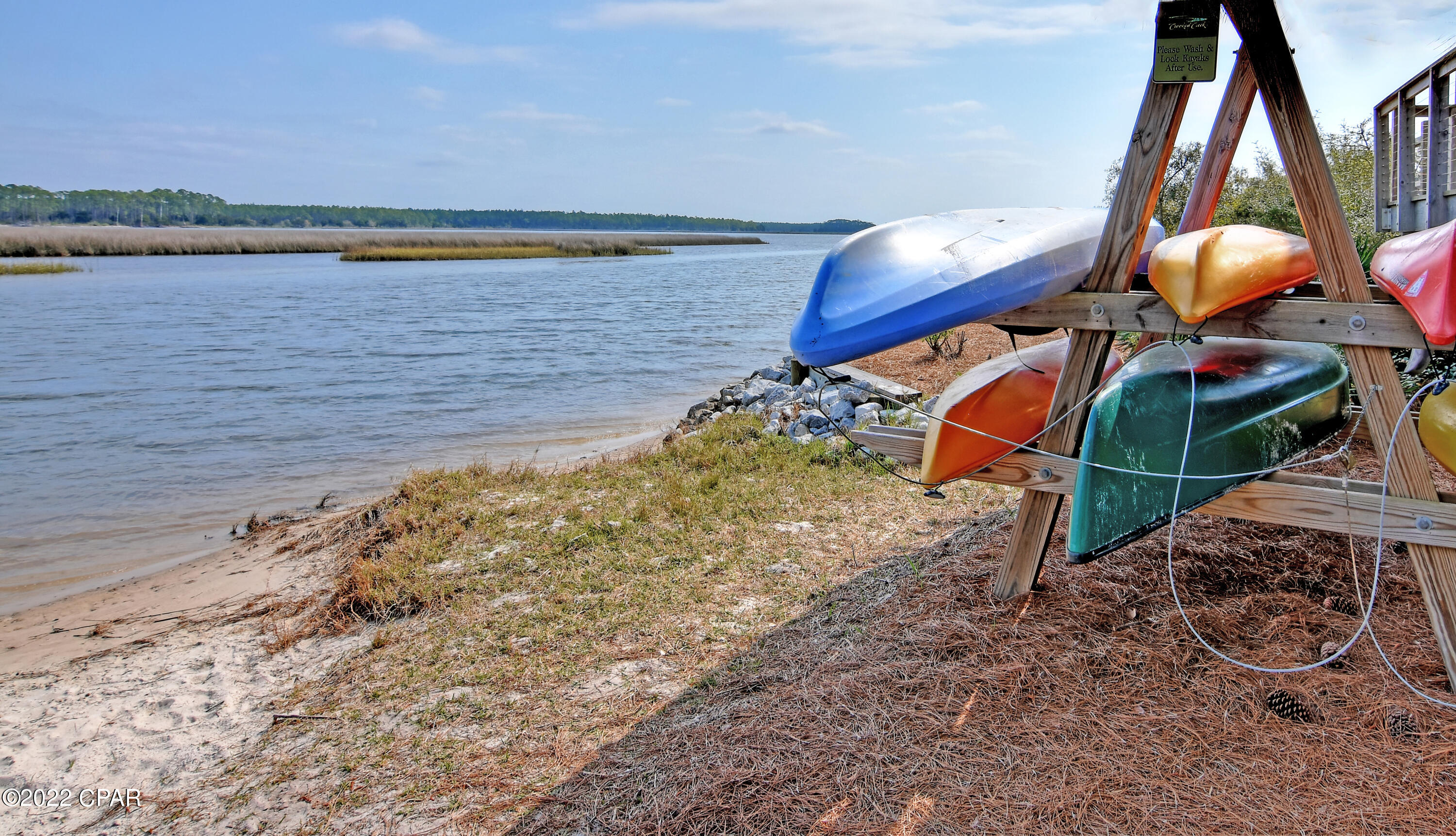 Rivercamps On Crooked Creek - Land