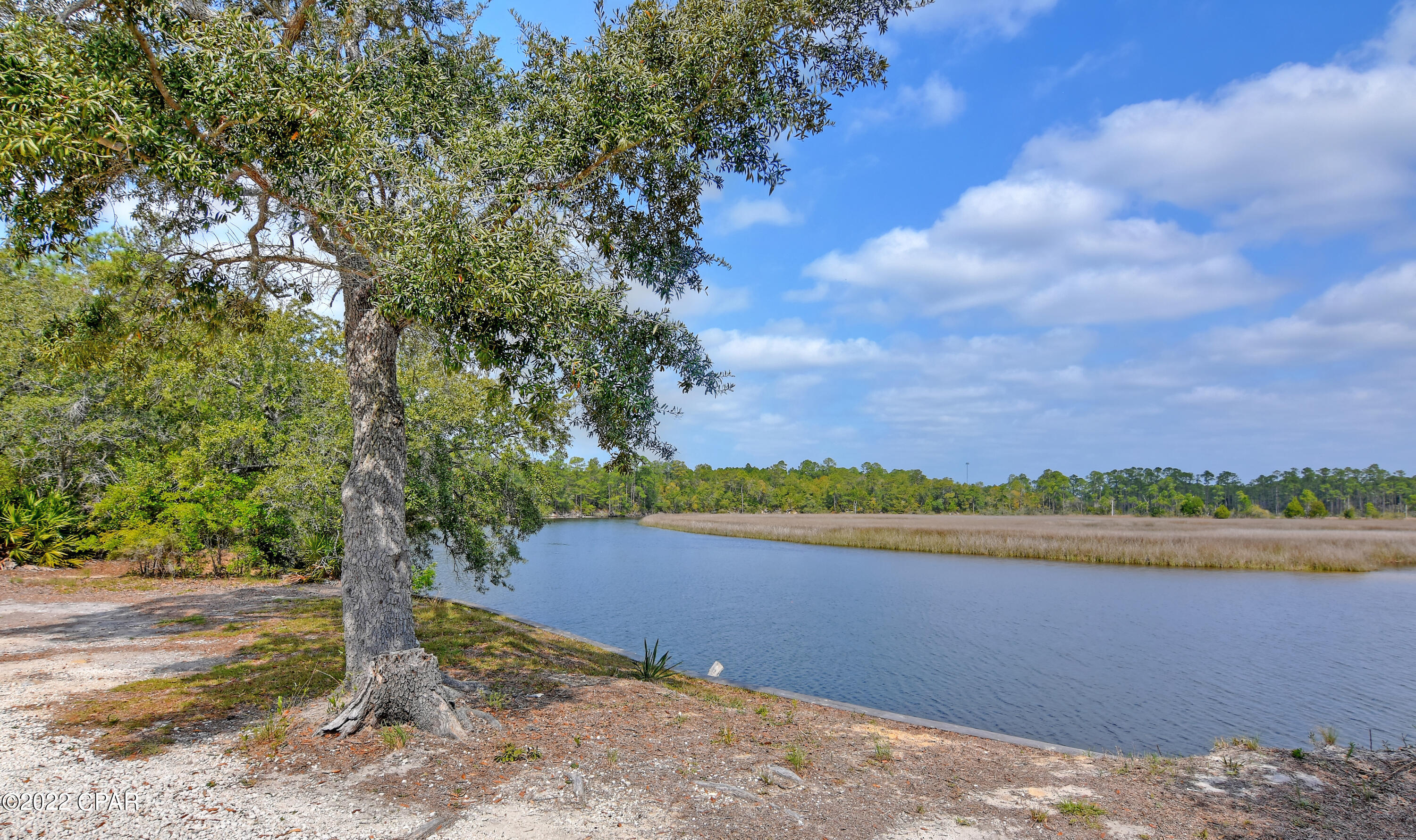 Rivercamps On Crooked Creek - Land