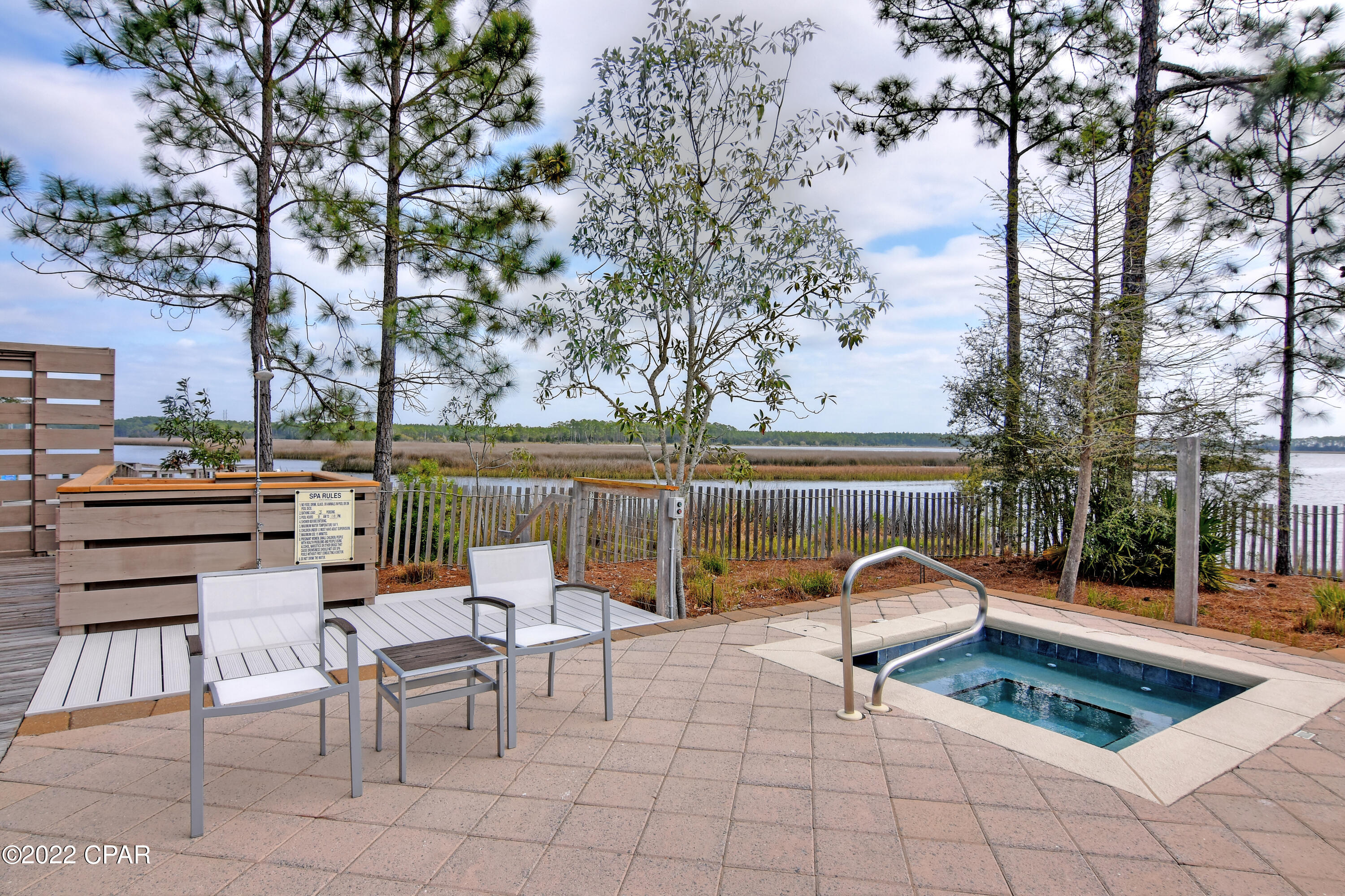 Rivercamps On Crooked Creek - Land