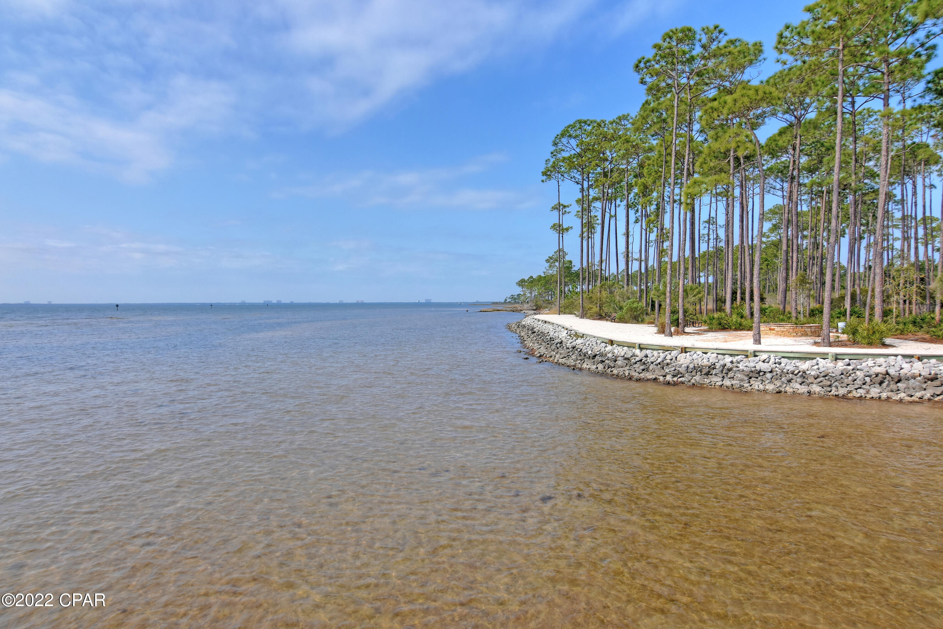 Rivercamps On Crooked Creek - Land