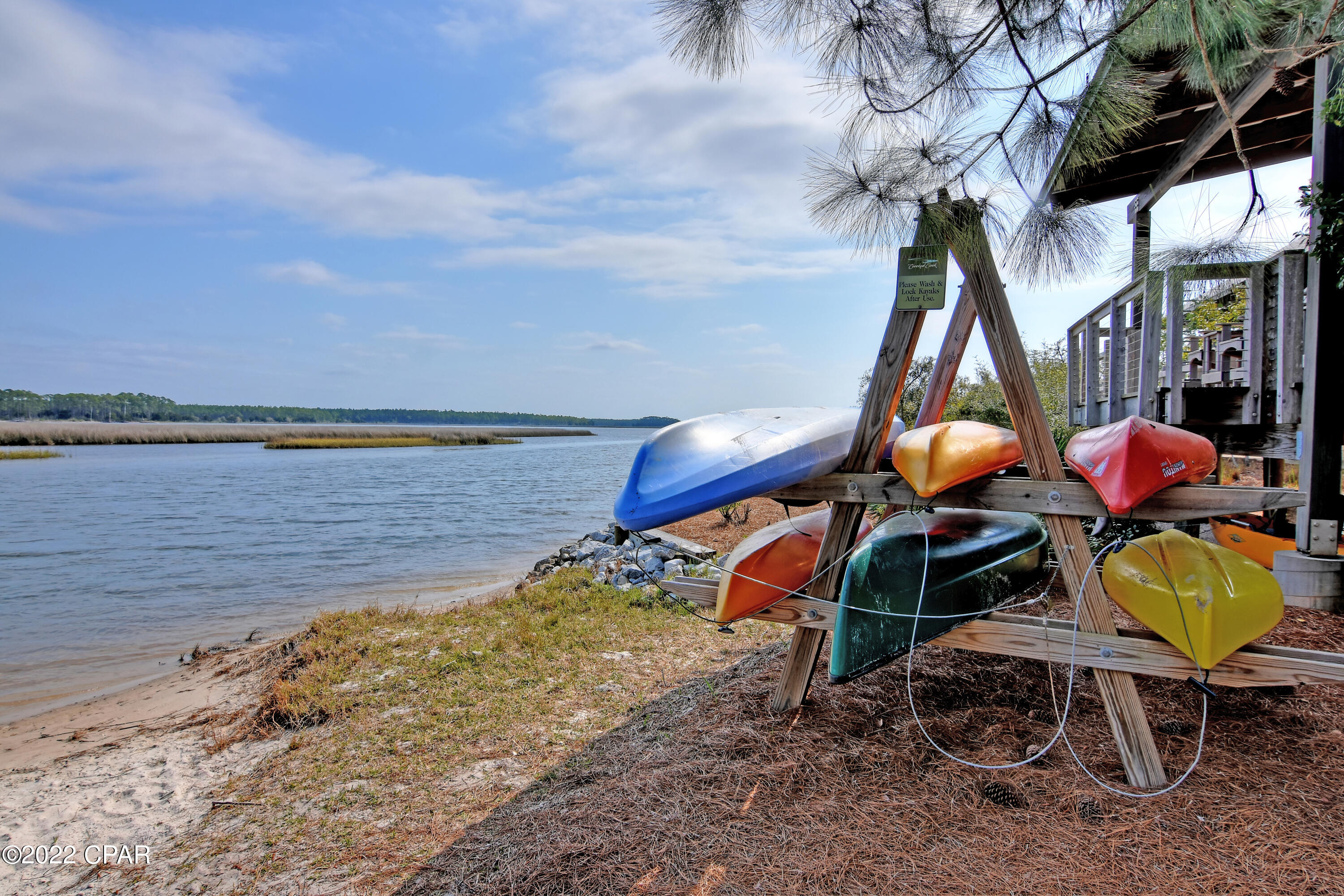 Rivercamps On Crooked Creek - Land